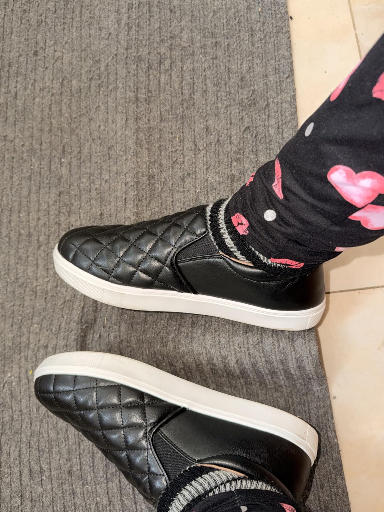 STQ Slip On Shoes for Women Quilted Fashion Sneakers customer photo 1