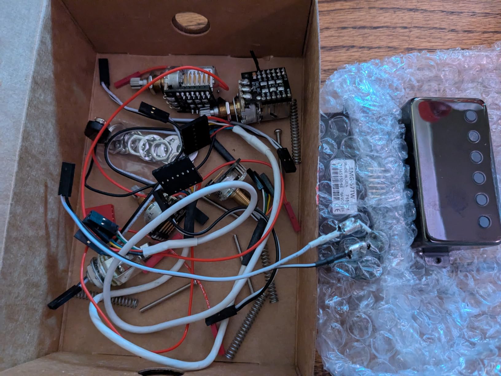 EMG 57/66 TW Dual Mode Humbucker Pickup Set, Chrome (7154.00) customer photo 2