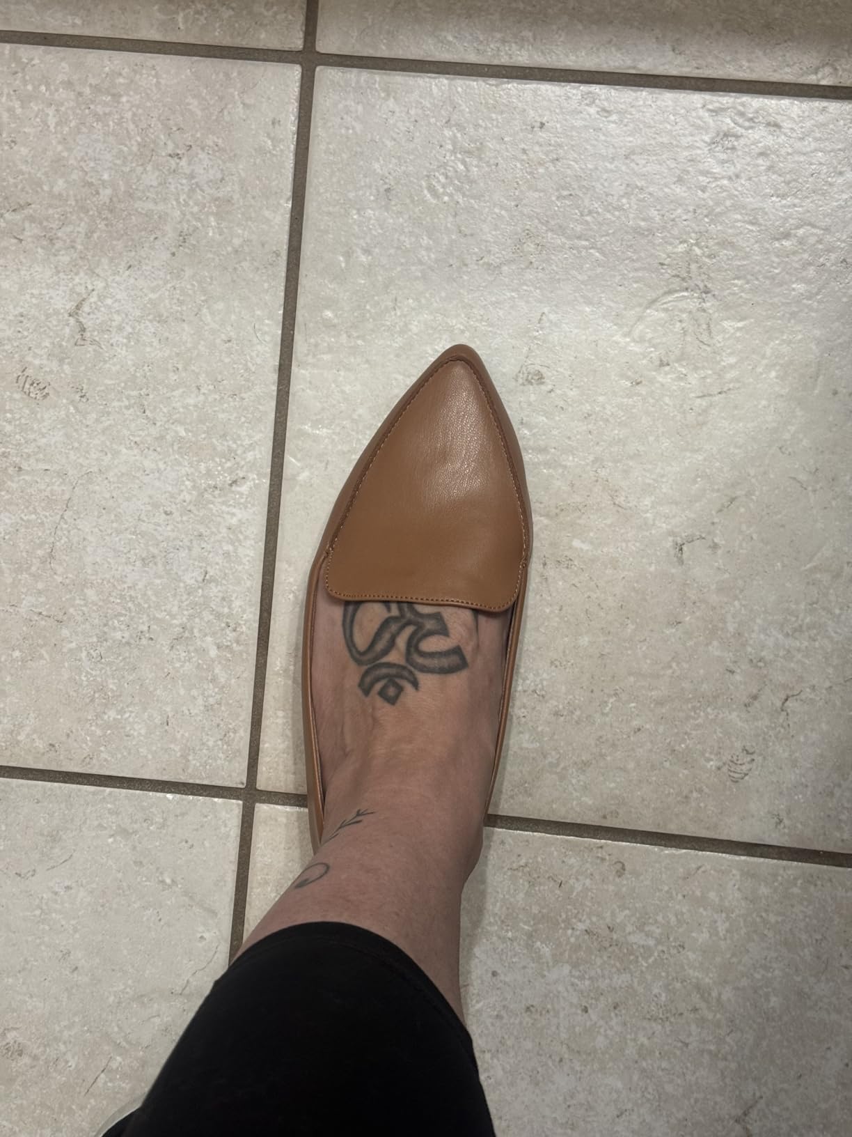 Amazon Essentials Women's Loafer Flat customer photo 1