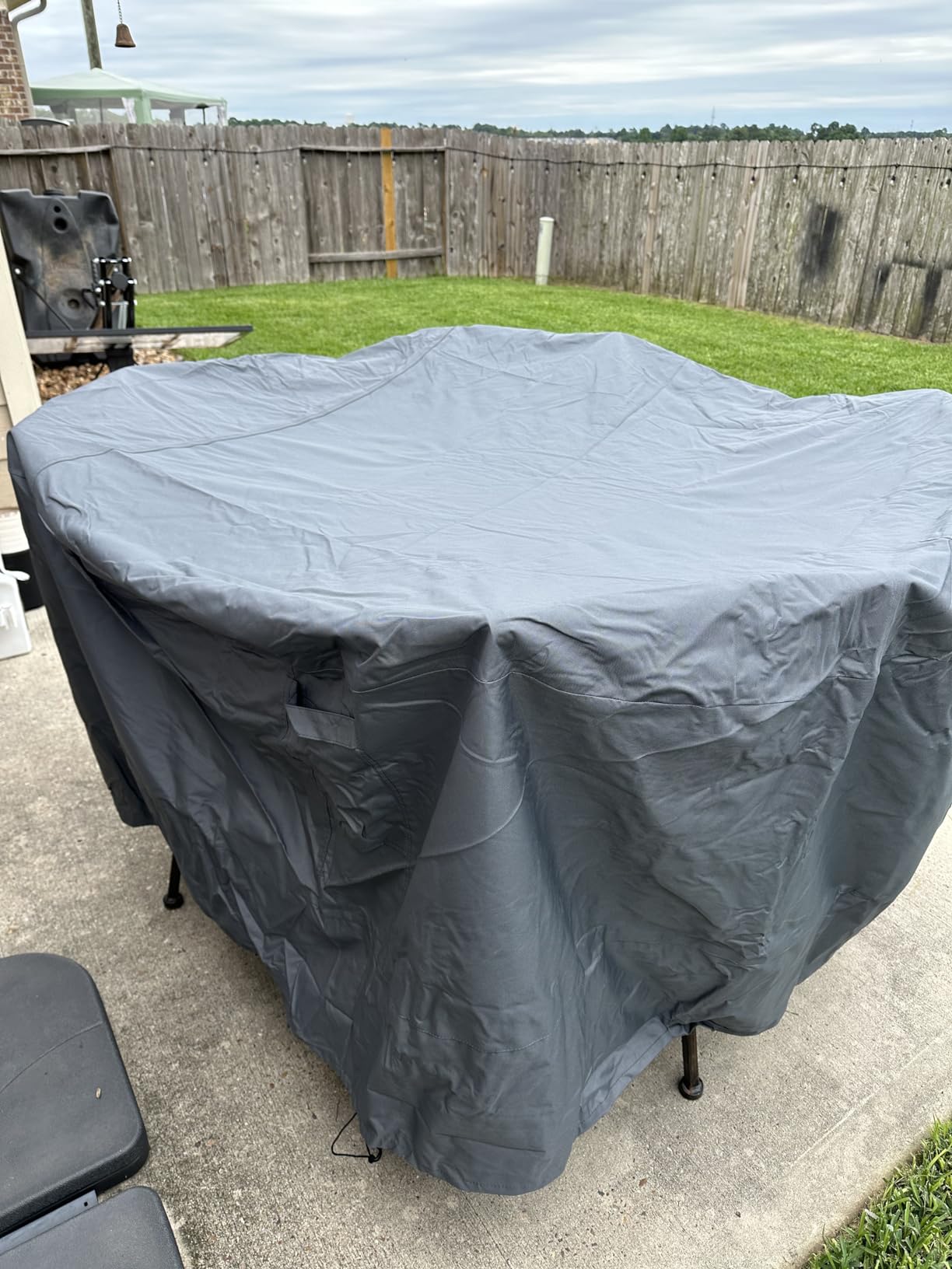 Vailge Patio Outdoor Furniture Covers Waterproof, Round Outdoor Table Cover customer photo 2