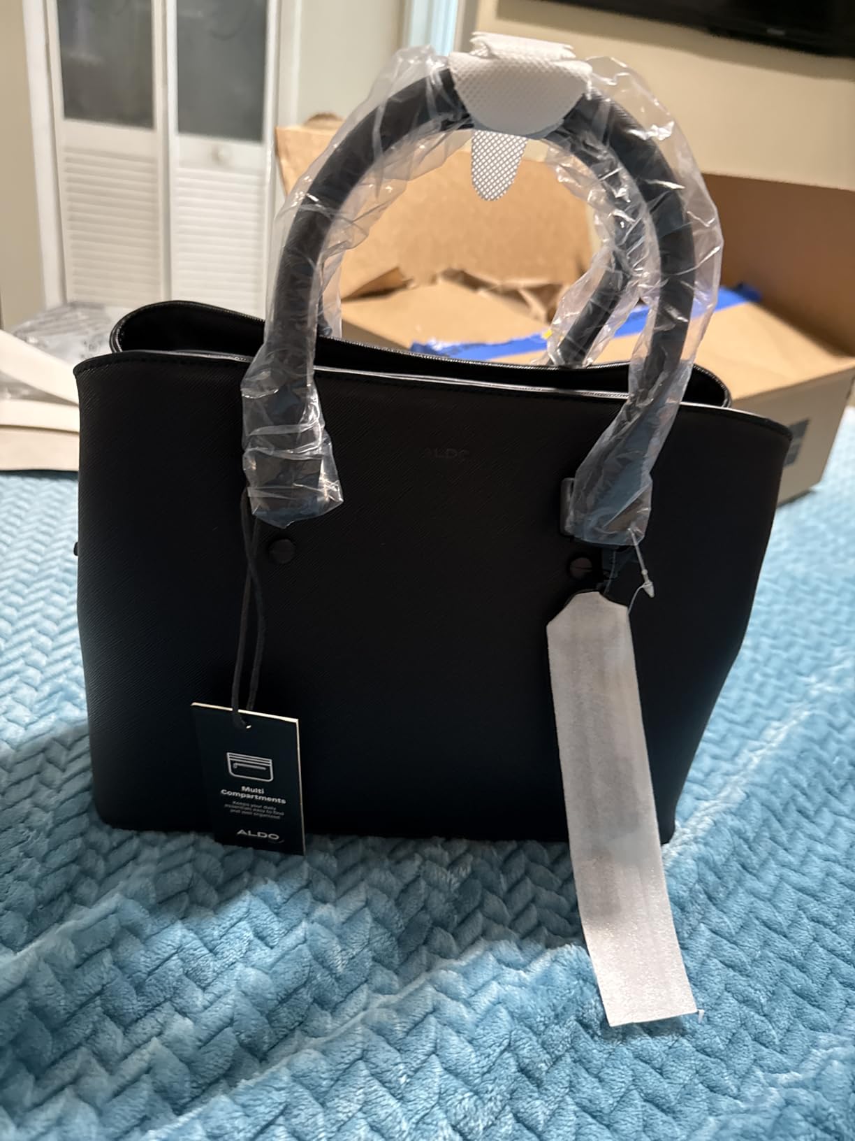 ALDO Women's Legoirii Tote Bag customer photo 2