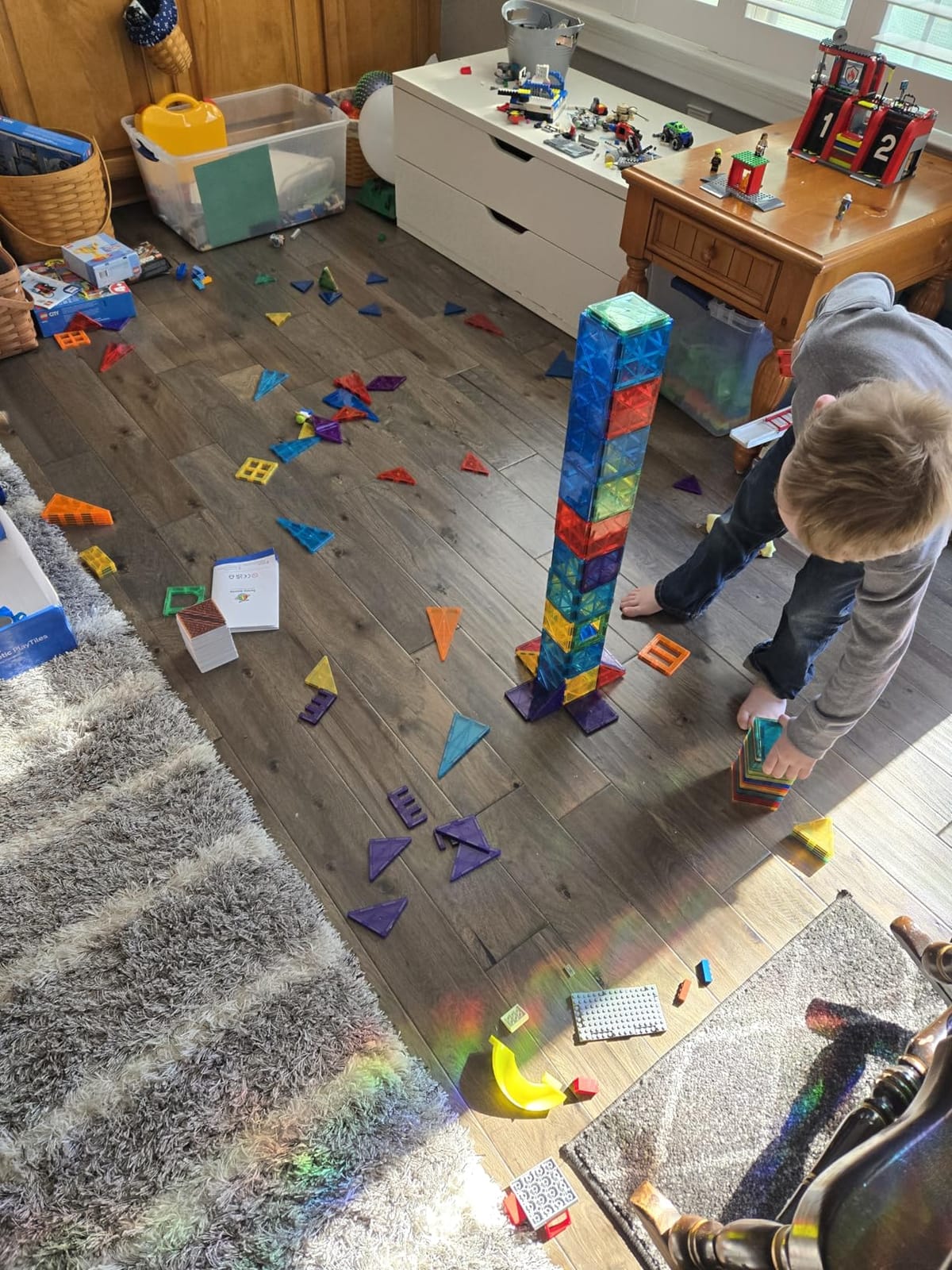 SUNNY AUNTIE Magnetic Tiles STEM Toys Building Set, Ages 3+ - 125 Pieces customer photo 2