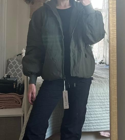 UANEO Puffer Jacket Womens Oversized Cropped Puffy Quilted Winter Jackets Coat customer photo 2