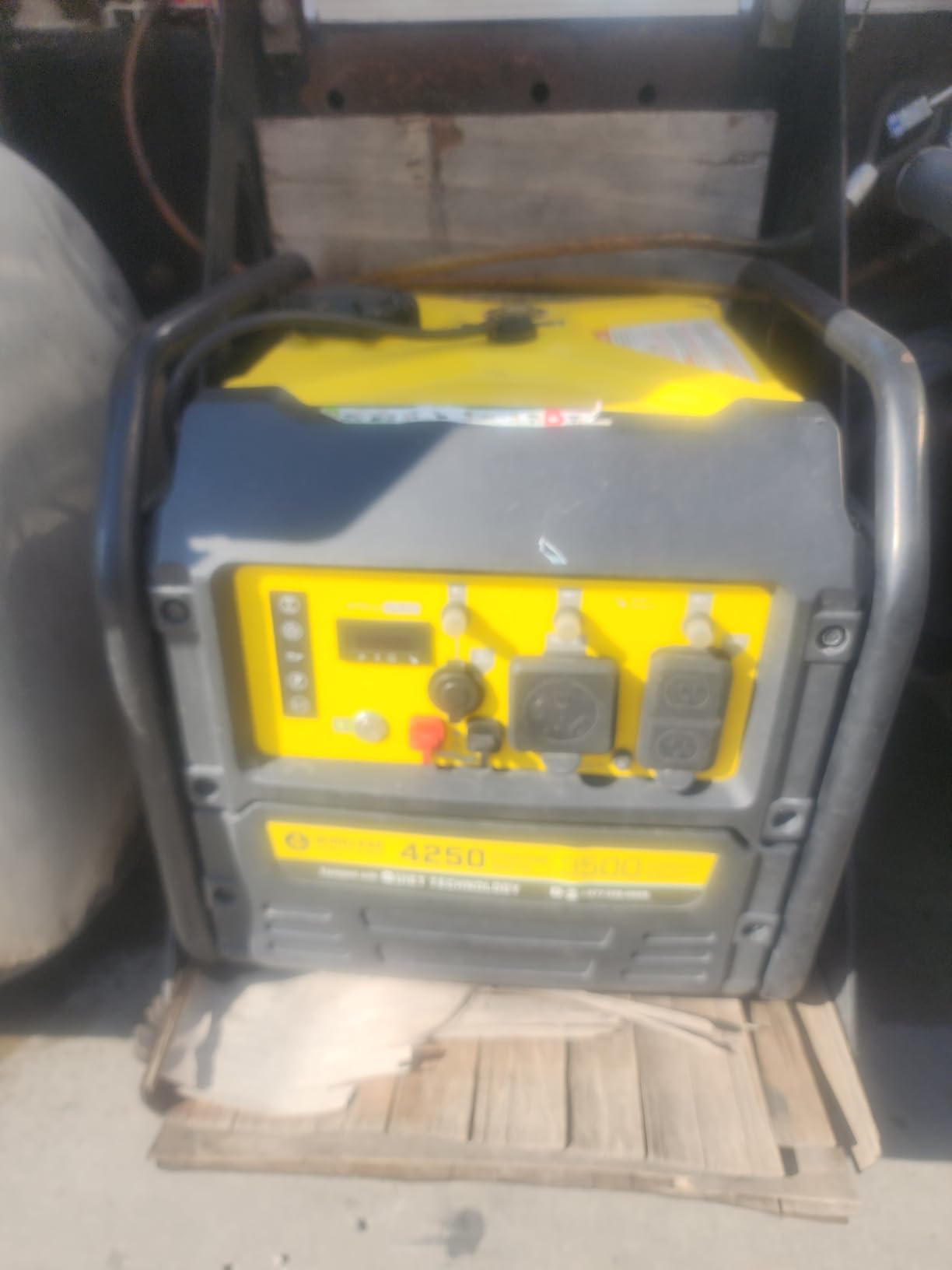 Champion 4250-Watt Dual Fuel Portable Open Frame Inverter Generator, CARB customer photo 1