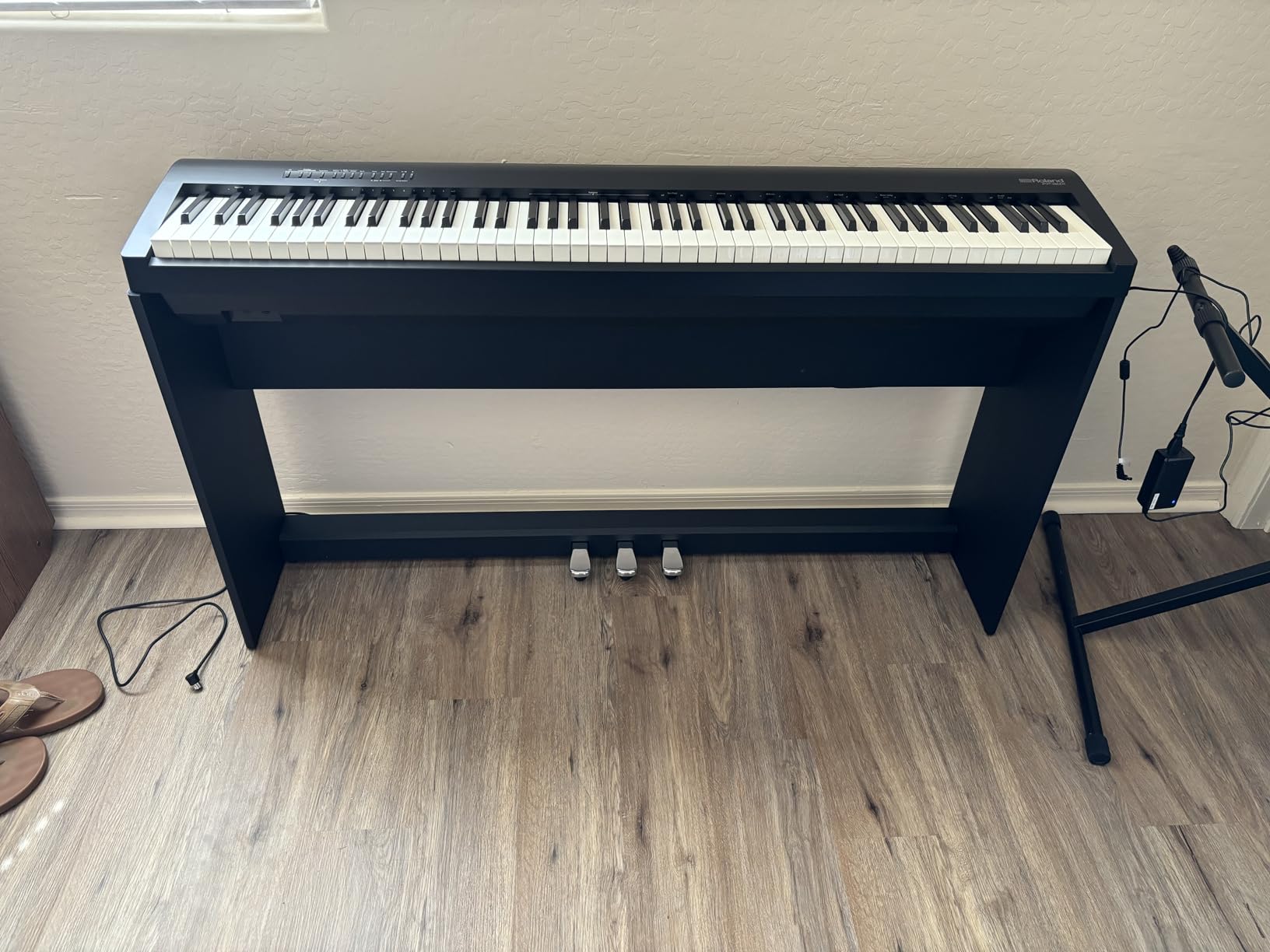 Roland FP-40 88-Key Digital Piano - Black | Bundle with Adjustable Stand, Bench, Sustain Pedal, Austin Bazaar Instructional DVD, and Polishing Cloth customer photo 1