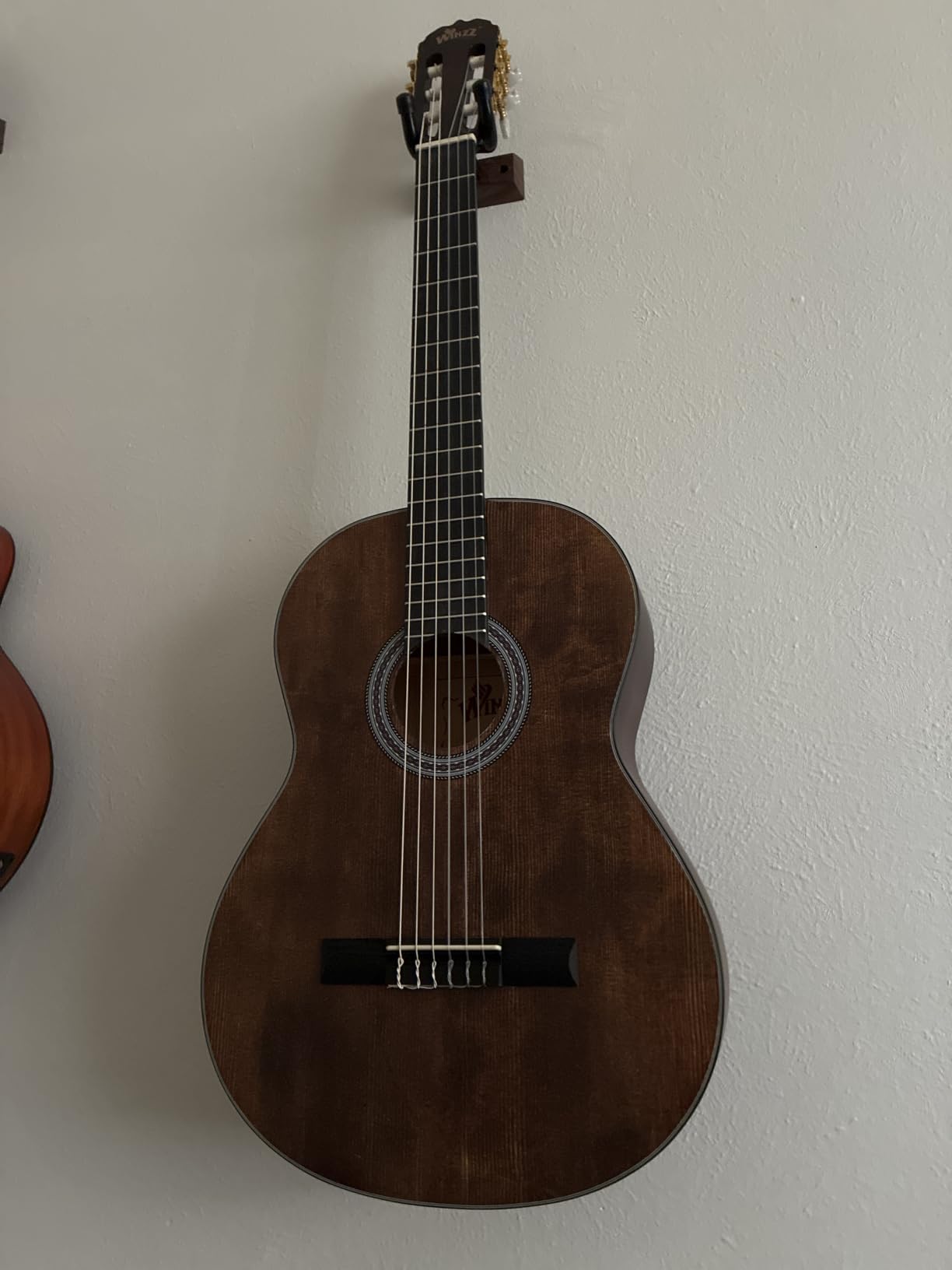 Winzz Classical Guitar 4/4 Adult Classical Guitar for Beginners 39 Inches Brown customer photo 1