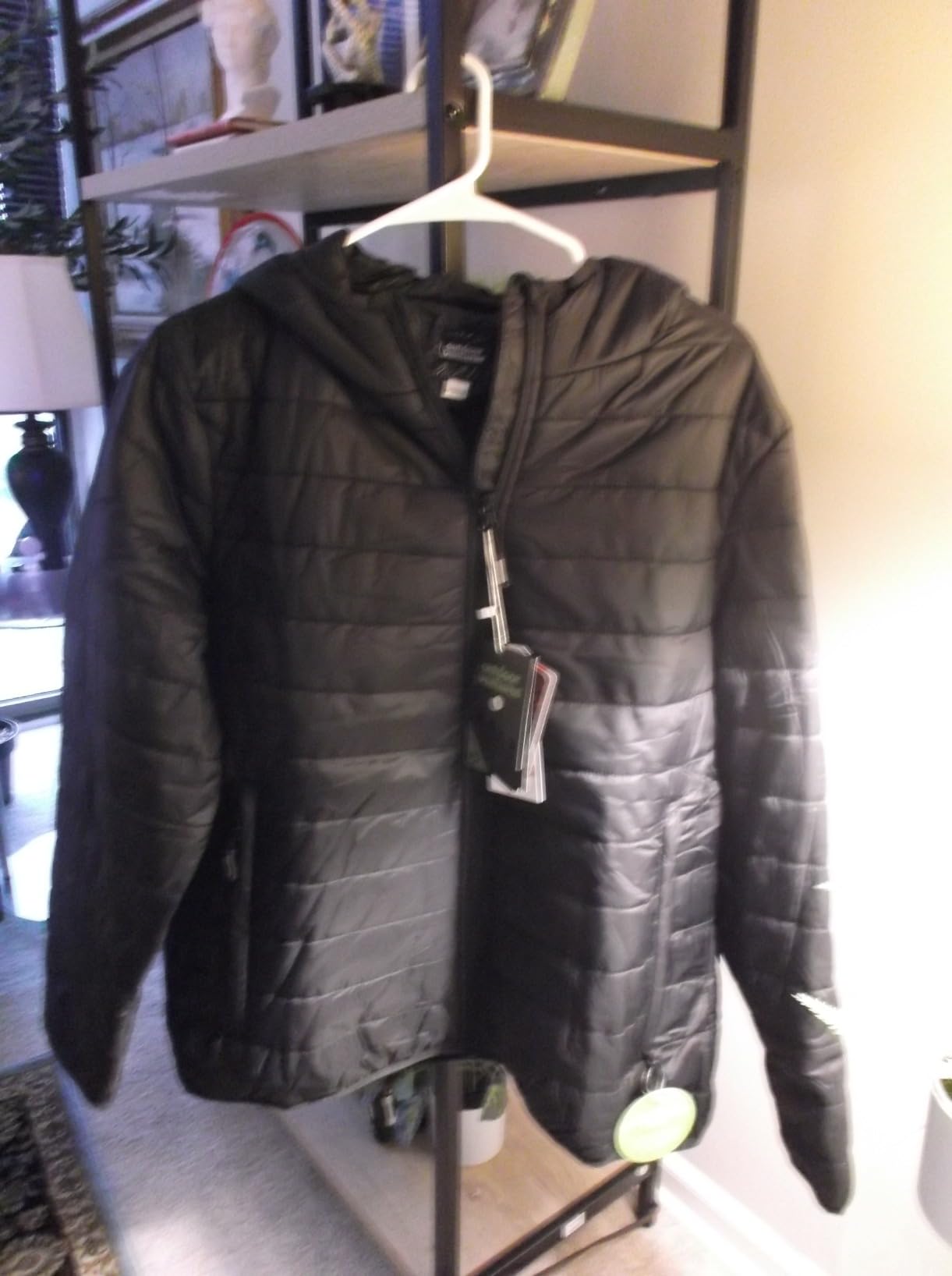 Outdoor Ventures Women's Packable Lightweight Full-Zip Puffer Jacket with Hood Quilted Winter Coat customer photo 2