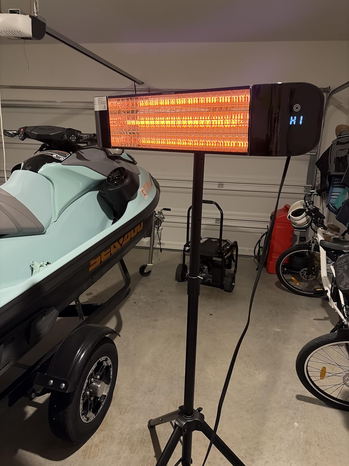 Paraheeter Outdoor Electric Infrared Patio Heater, 1500W customer photo 2
