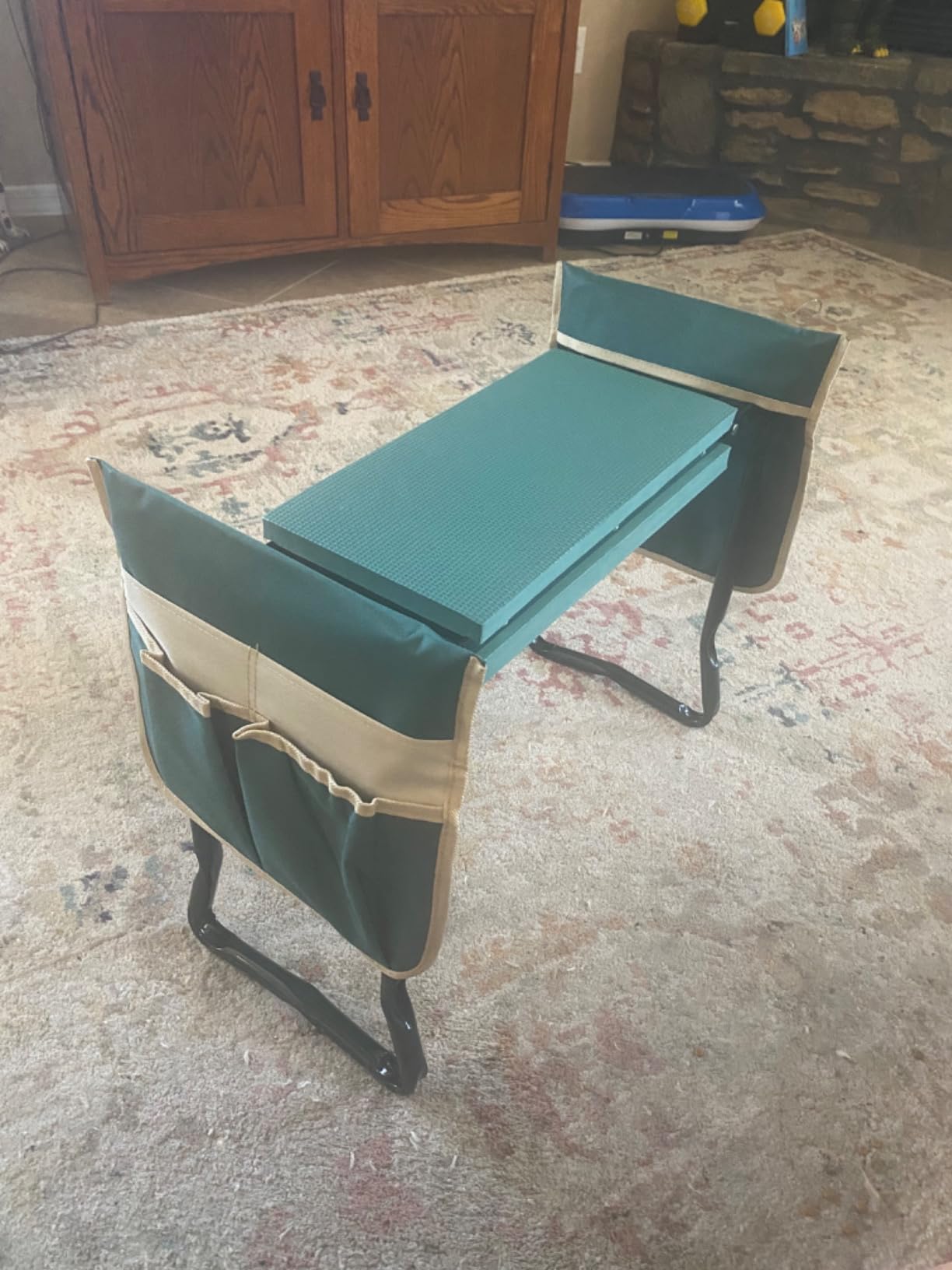 2-in-1 Garden Kneeler & Seat, Folding Seat w/EVA Foam Kneeling Pad & Removable Tools Pouch, Sturdy Steel Frame, No Assembly, Portable Heavy Duty Garden Stool for Women & Men customer photo 2