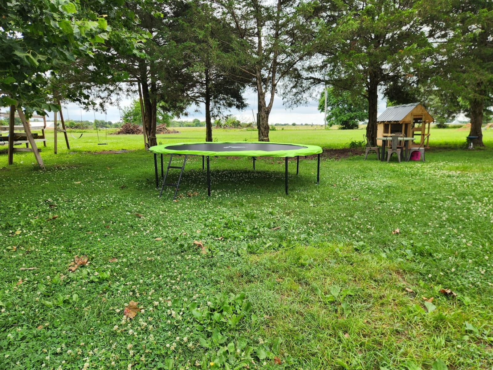 Jumpzylla Outdoor Trampoline with Net for Kids 8FT 10FT 12FT 14FT 15FT 16FT customer photo 1