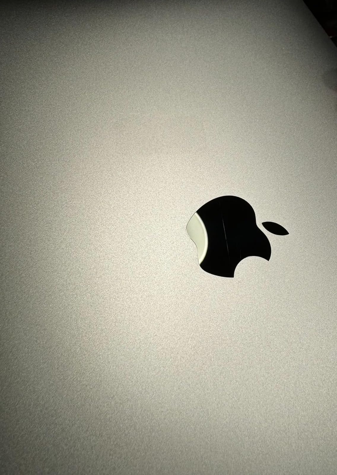 Late 2020 Apple MacBook Air with Apple M1 Chip (13.3 inch, 16GB RAM, 256GB SSD) Space Gray (Renewed) customer photo 2