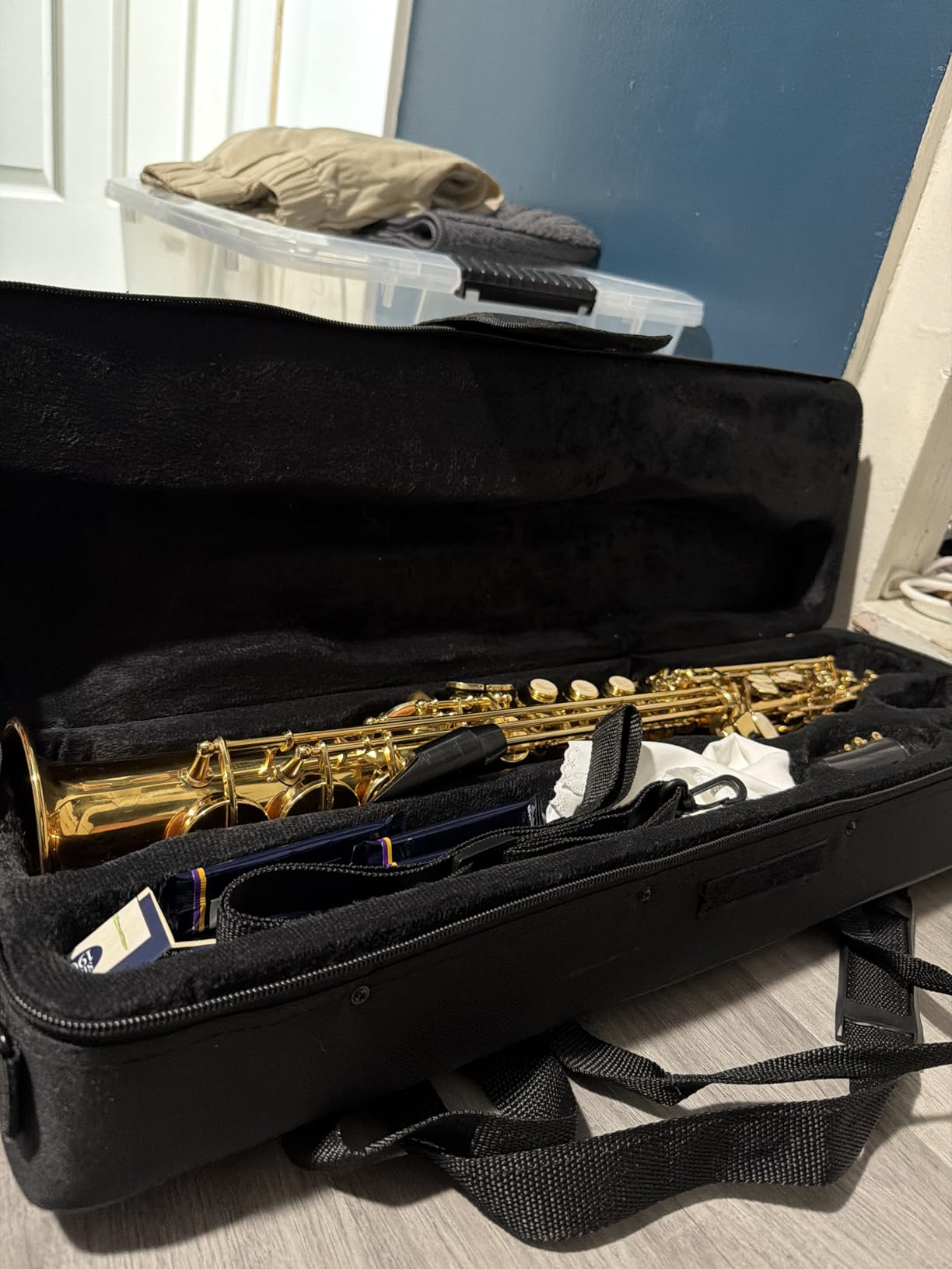 Bb Straight Soprano Saxophone Brass with Case and Accessories customer photo 2