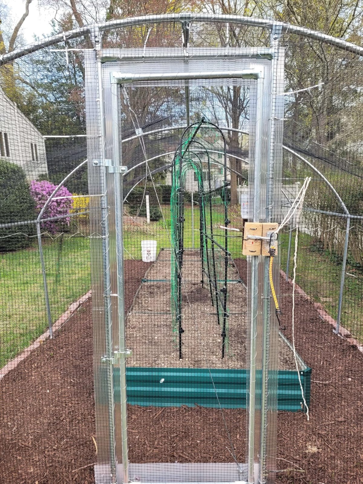 Large Metal Chicken Coop Round Top Upgrade Tri-Supporting Wire Mesh Chicken Run,Chicken Pen with Water-Resident and Anti-UV Cover,Duck Rabbit House Outdoor(19'L x 9'W x 6.5'H) customer photo 2