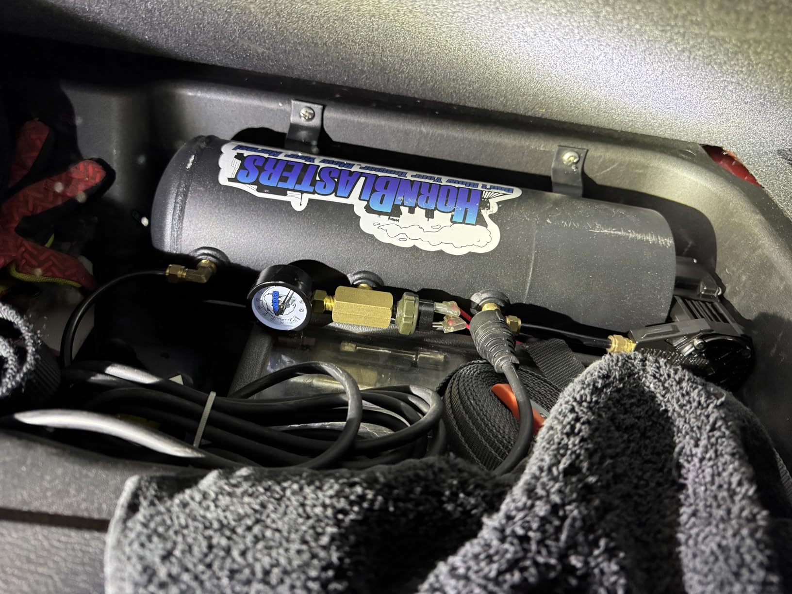 HornBlasters Flatlaw 3-Liter Train Horn Kit, All-In-One Air System - Easy Install - Big Sound customer photo 1