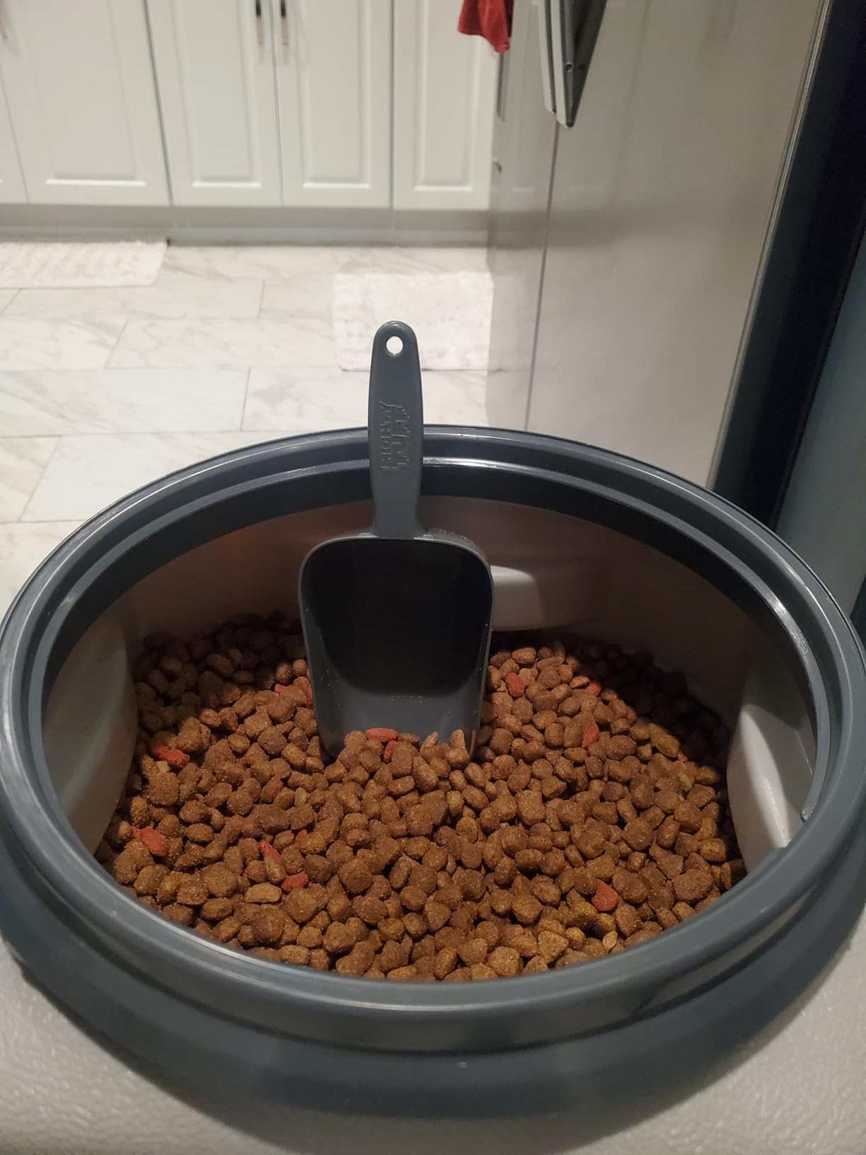 Mighty Tuff Airtight Dog Food Storage Container – 10 Gal, up to 40 lb Capacity – Cat and Dog Food Container with Twist Lid & Handles – BPA-Free, Made in USA customer photo 1
