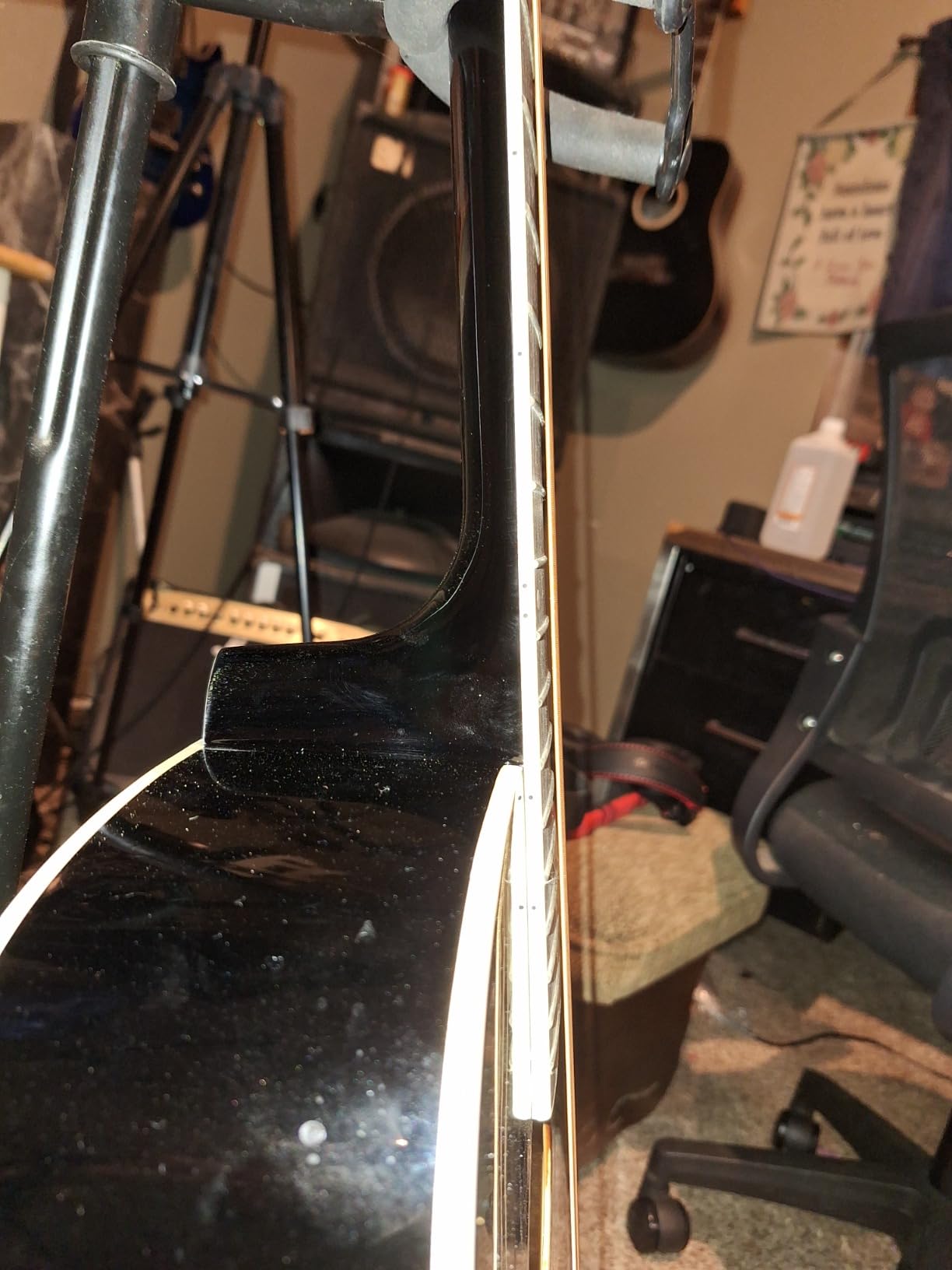 Washburn Vintage Series 6 String Acoustic-Electric Guitar, Right, Tobacco Sunburst (WA90CEVSB) customer photo 2