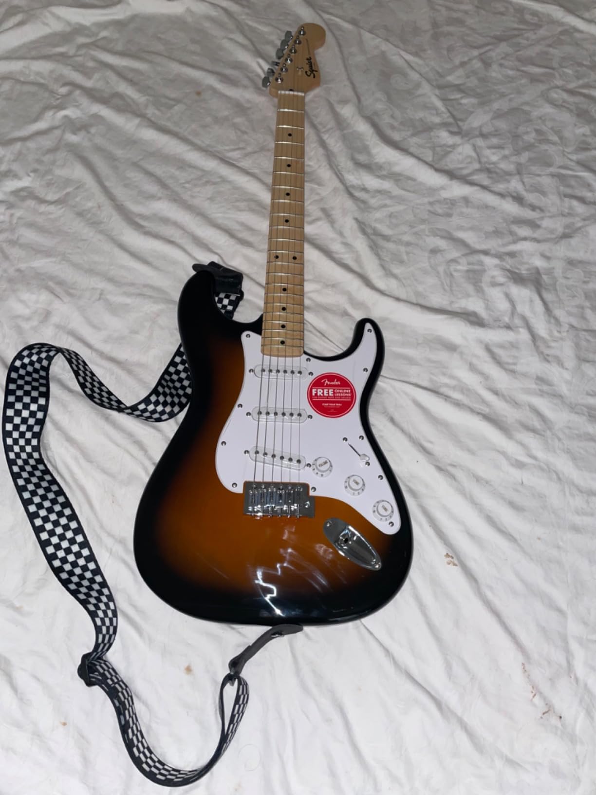 Squier Sonic Stratocaster Electric Guitar Pack, Black, Maple Fingerboard, with Gig Bag, 10G Amp, and Accessories customer photo 1