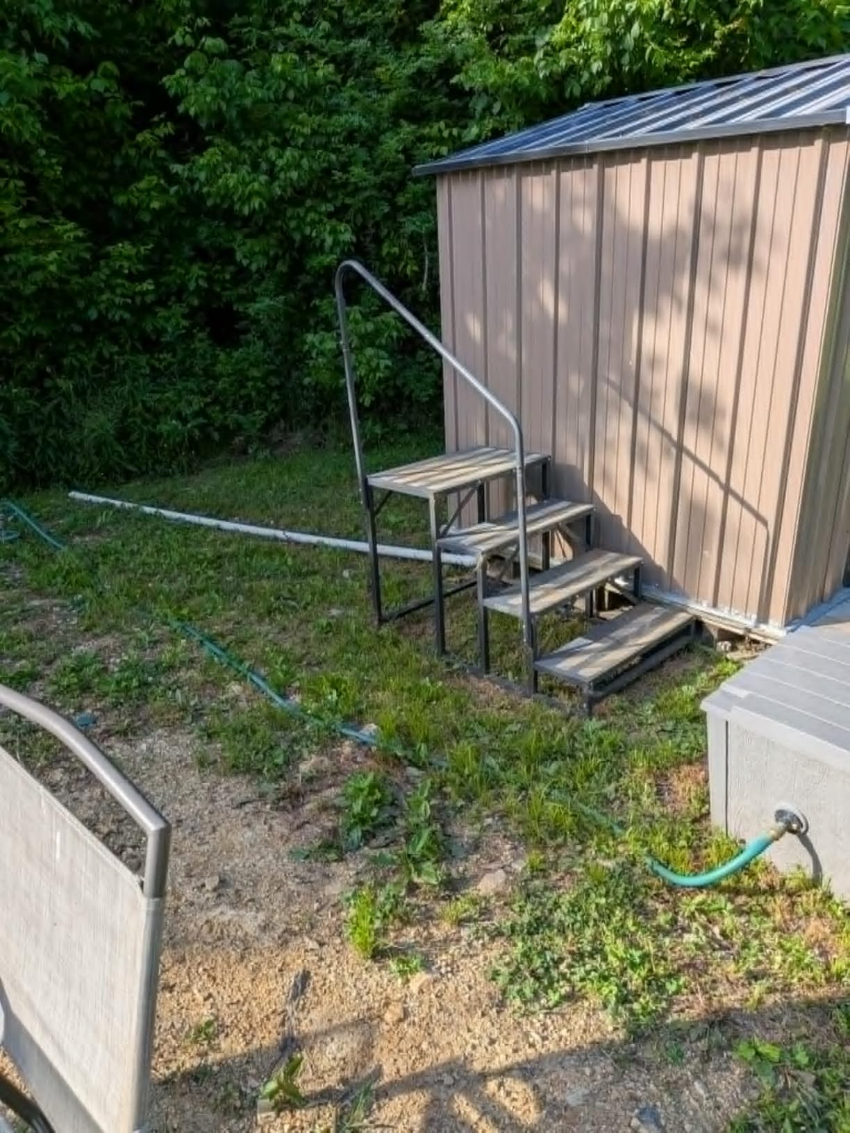 TOCRETOARE RV Steps with Handrail, Hot Tub Steps with Handrail, Portable Stairs Steps for 5th Wheel RV, Mobile Home Stairs Outdoor RV Step customer photo 2