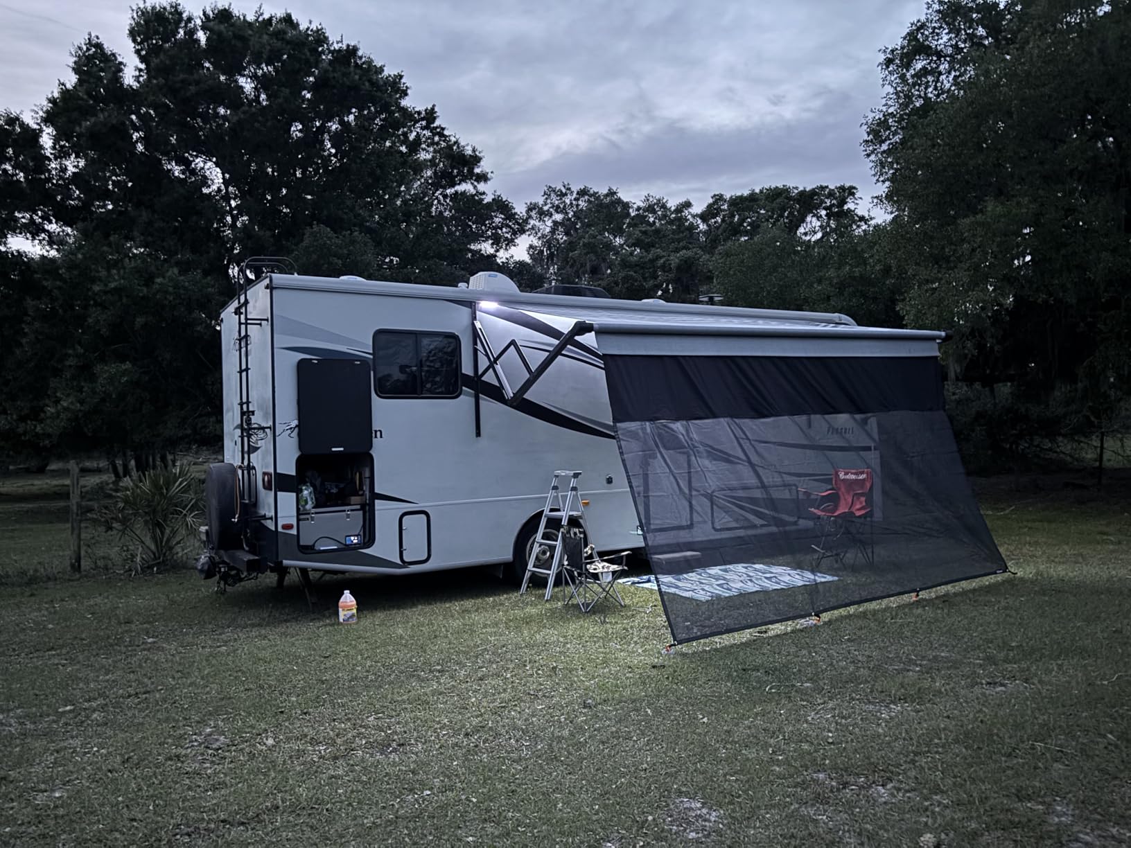RV Awning Shade Screen with Zipper 9' x 15'3'' customer photo 1