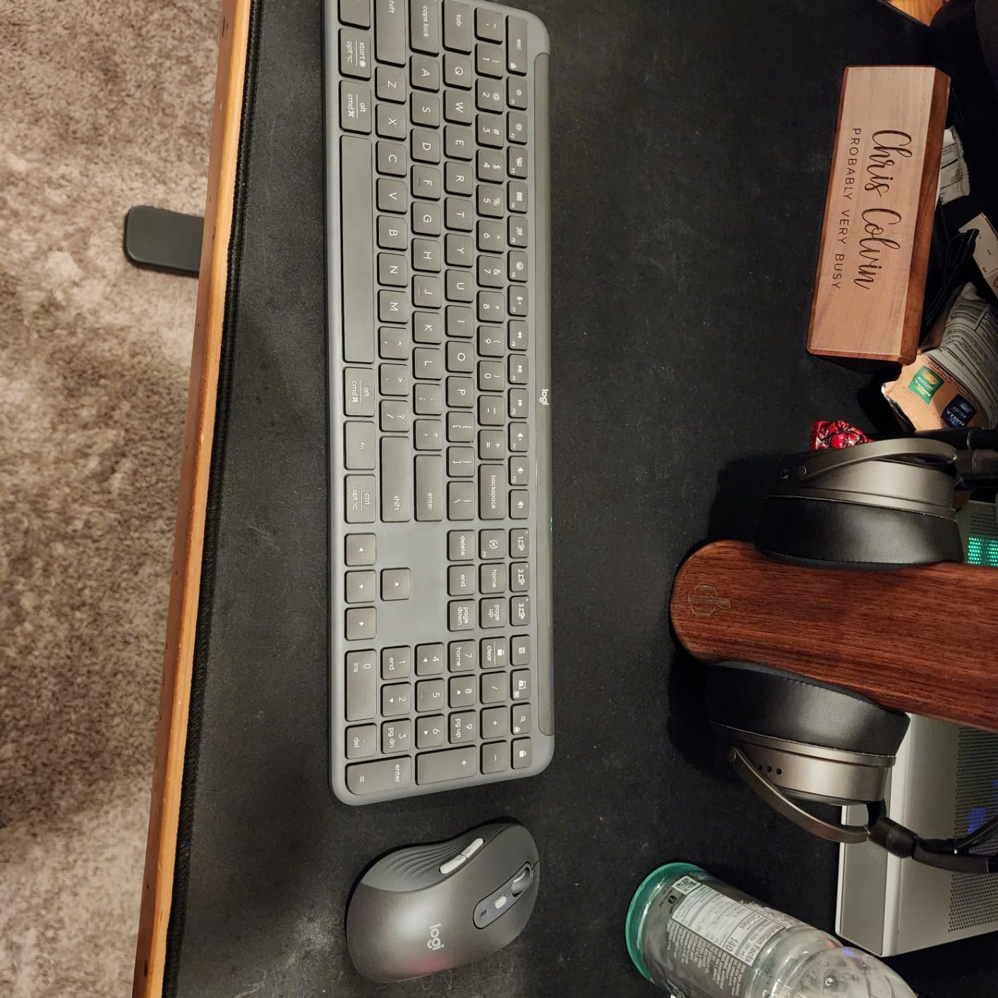 Logitech MK955 Signature Slim Wireless Keyboard Mouse Combo - For larger hands customer photo 1
