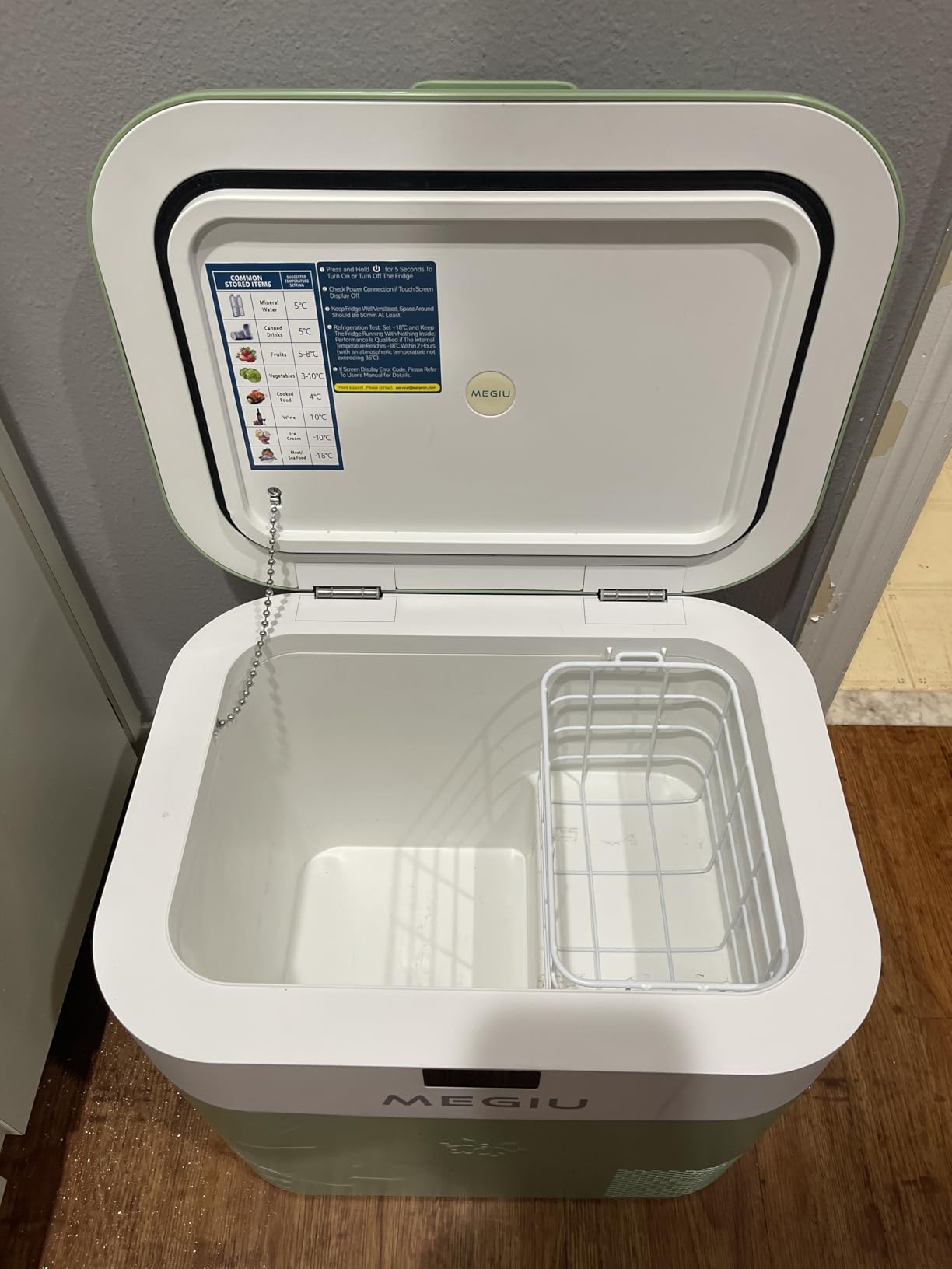 Megiu 12 Volt Refrigerator Portable Car Freezer 13.5 Quart (12.8 Liter) Compressor Cooler 12V/24V DC 110~240 Volt AC for Truck Van RV Camper SUV Boat Travel Camping Road Trips Tailgating -18℃~+15℃ customer photo 2