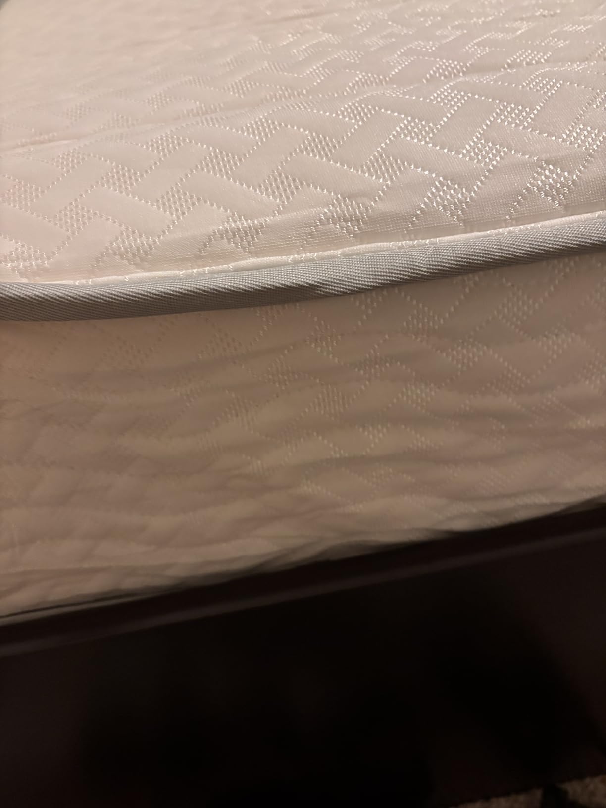 Zinus 8 Inch Short Queen Foam and Spring RV Mattress, Medium Feel customer photo 1