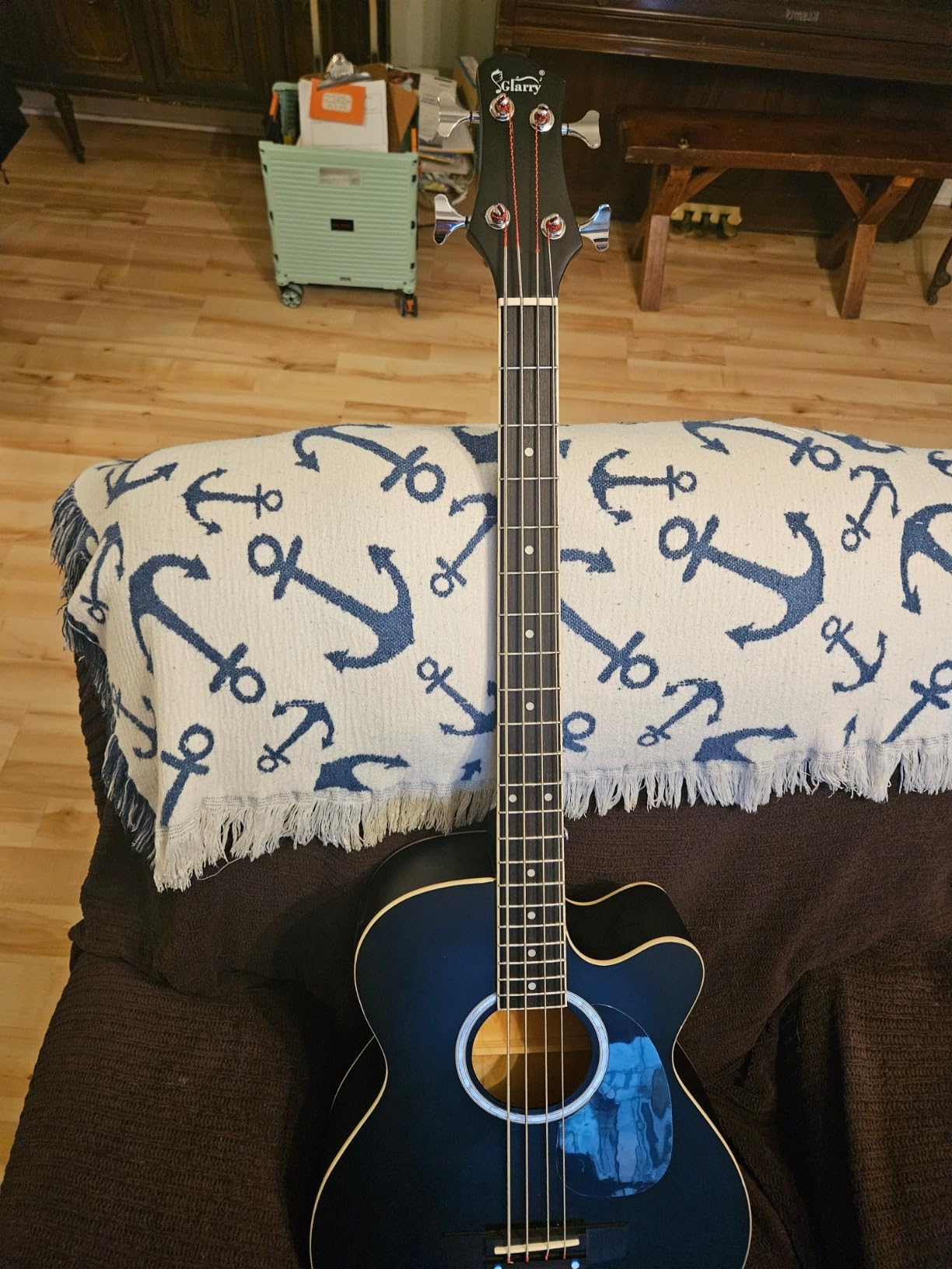 GLARRY Full Size Acoustic Electric Bass Guitar Beginner Kit w/ 15W Amp, Cutaway 4 Strings Electric Acoustic Bass Guitar w/Inbuilt Tuner, Bag, Strap, Picks, Strings, Bass Guitarra, Matte Natural customer photo 2