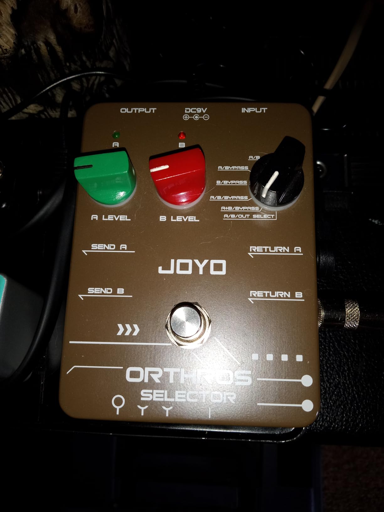 JOYO Dual Effects Line Selector Guitar Pedal, 6-Mode A/B Switcher with Independent Volume Control, Bypass (ORTHROS SELECTOR JF-24) customer photo 1