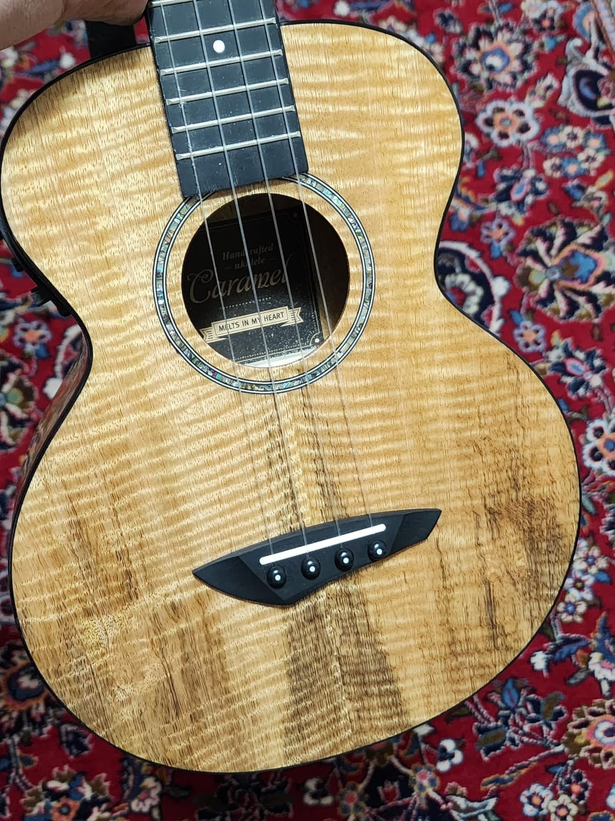 Caramel Glossy All Solid Mango Tenor Acoustic Electric Ukulele customer photo 1