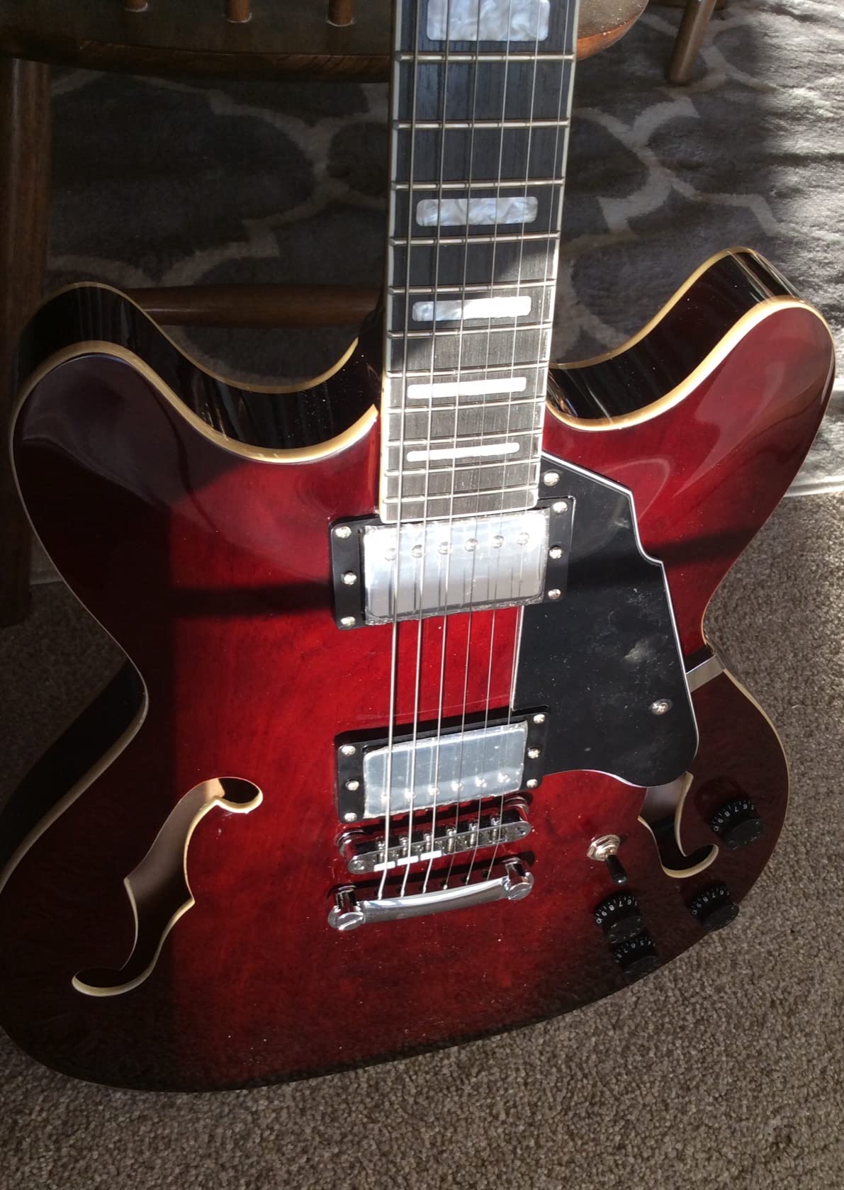 Redid Semi-Hollow Body Electric Guitar RD-100 Jazz Guitar with F-Hole, Maple neck, humbucker Pickups (Black) customer photo 1