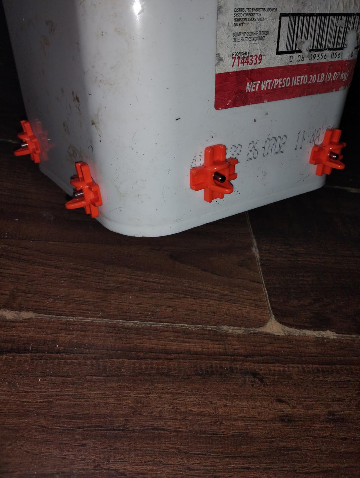 Eggluuz Chicken Waterer Nipple Horizontal Side Mount Automatic Nipples Drinker for Chickens 16 Pack customer photo 1