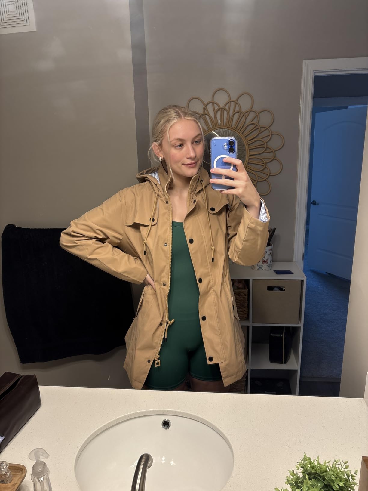 SaphiRose Women's Rain Jacket Waterproof Rain Coat with Hood Outdoor customer photo 1
