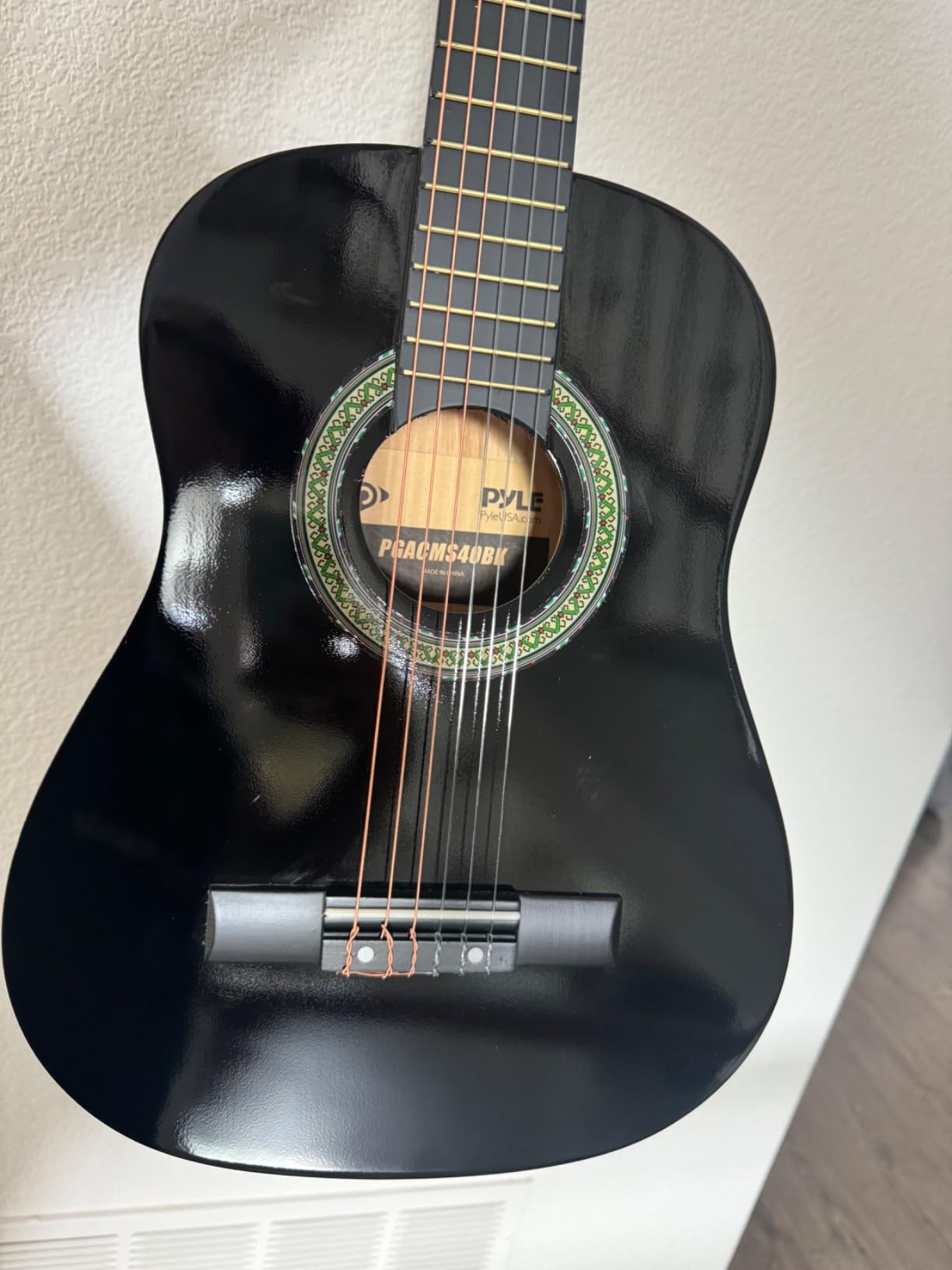 Pyle Classical Guitar Starter Kit - 36
