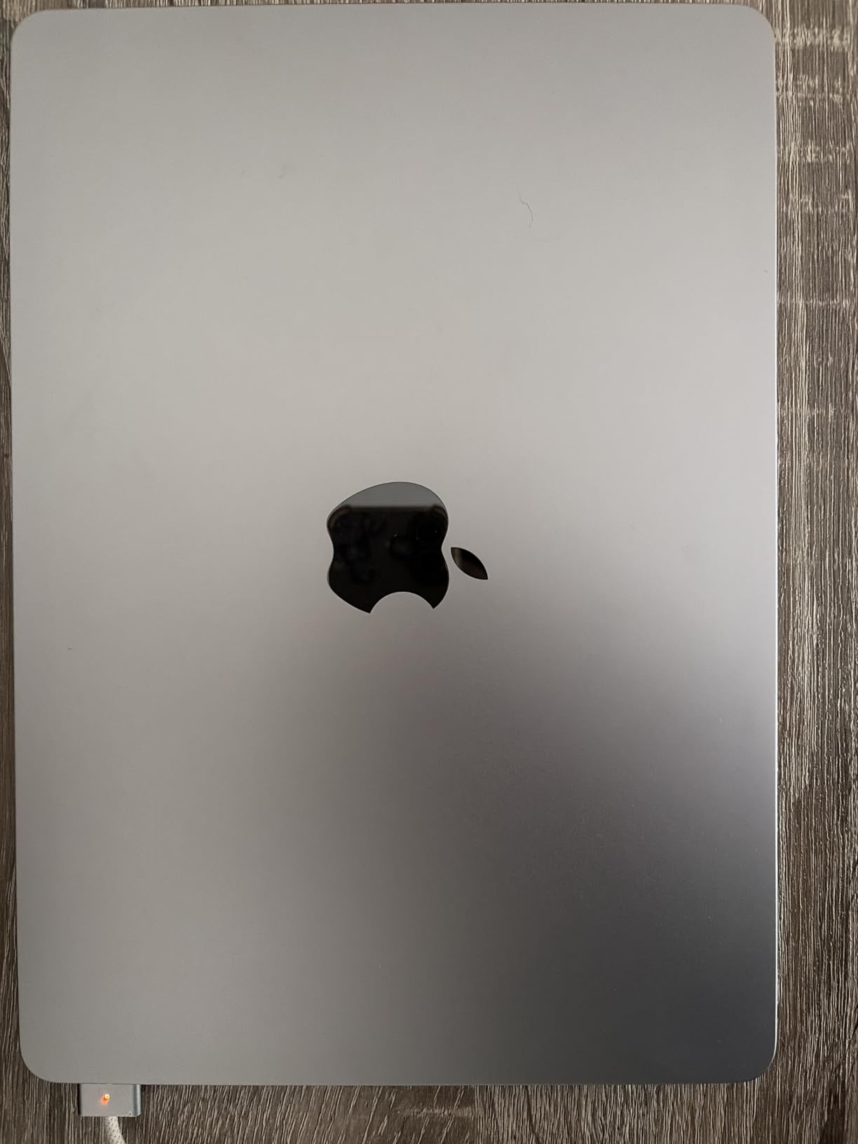 2022 Apple MacBook Air with Apple M2 Chip (13-inch, 16GB RAM, 512GB SSD Storage) Space Gray (Renewed) customer photo 1