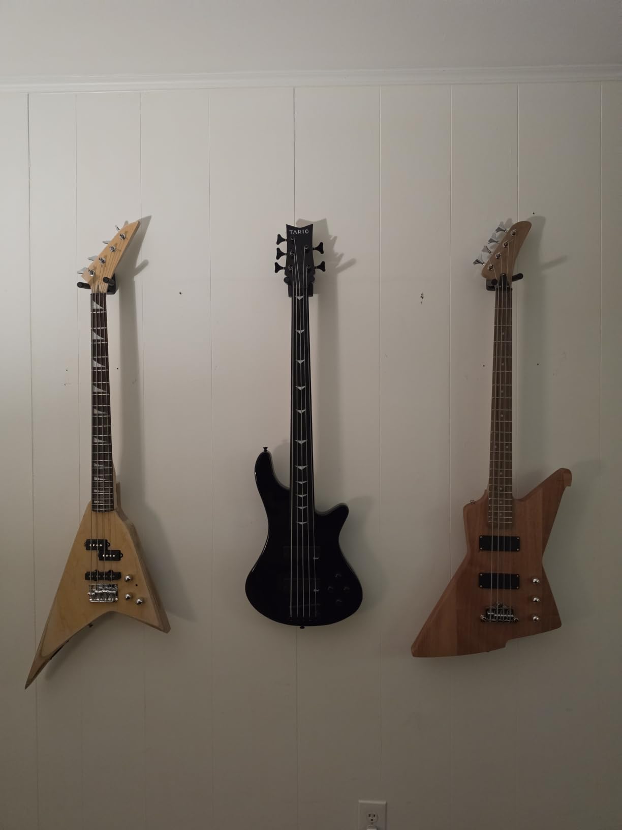 TARIO Black 5 String Fretless Electric Bass Bolt_On Maple Neck customer photo 1
