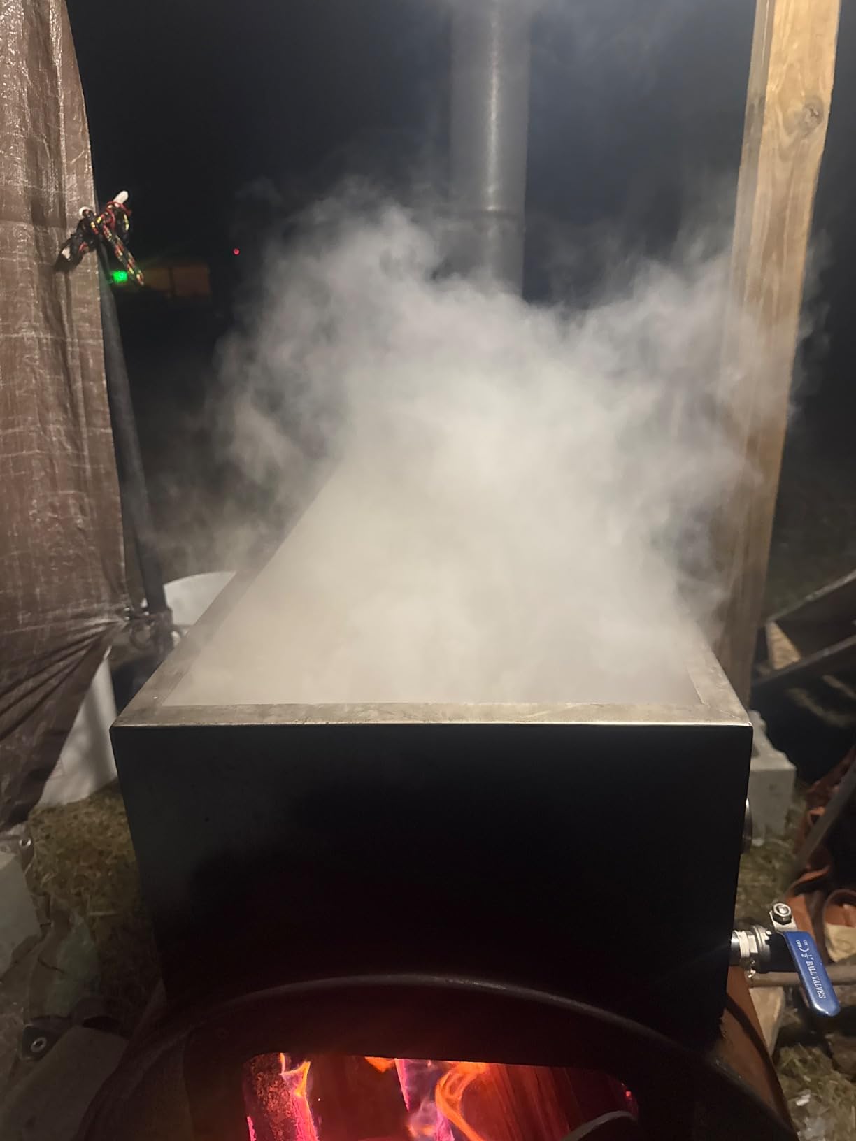 VEVOR Maple Syrup Evaporator Pan, 19.6 Gal, 30 x 16 x 9.5 Inch Maple Syrup,304 Stainless Steel Maple Syrup with Thermometer, 2 Valves and 3 Heating Methods, for Home, Outdoor customer photo 2