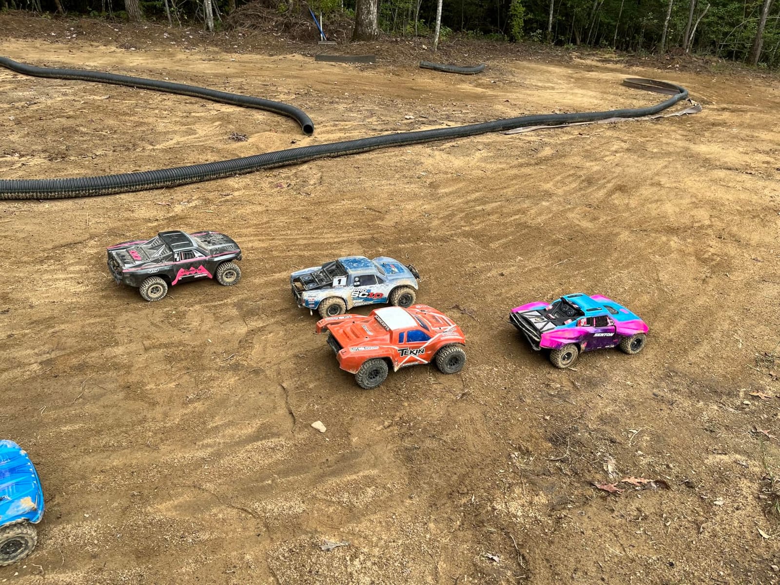 ARRMA RC Truck 1/10 SENTON 4X4 223S BLX BRUSHLESS Short Course Truck RTR (Battery and Charger Not Included) with DSC, Yellow, ARA4303V4T1 customer photo 2