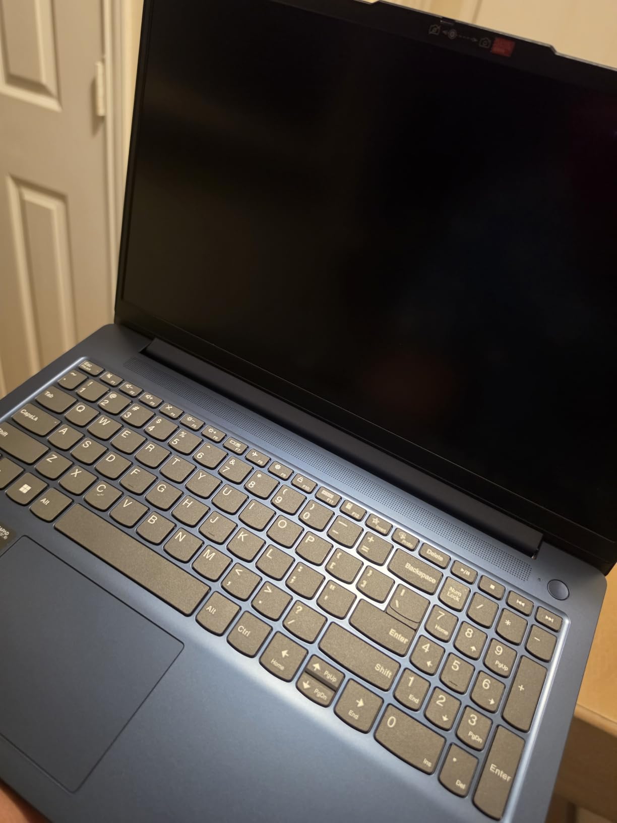 Lenovo IdeaPad Slim 3i Laptop, 15.6 Inch FHD Display, Intel Core i3 N305 Processor, 8GB RAM, 256GB SSD, Arctic Grey customer photo 2