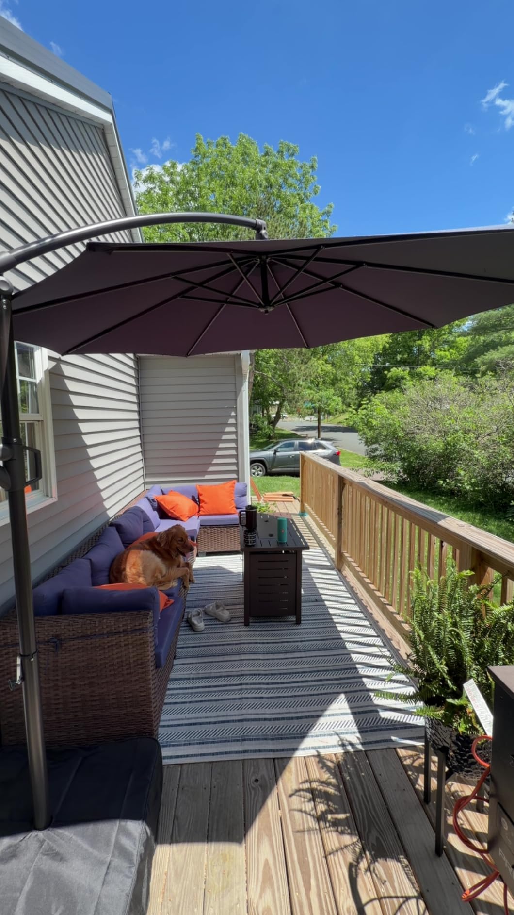 HOMSHADE 10ft Cantilever Patio Umbrella with Base Included, 30 MPH Wind-Resistant Offset Outdoor Hanging Umbrella with 45 Degree Infinite Tilt and Smooth Crank, 260gsm Solution-Dyed 8-Year Fade-Resistant Canopy for Backyard Pool Deck, Beige customer photo 2