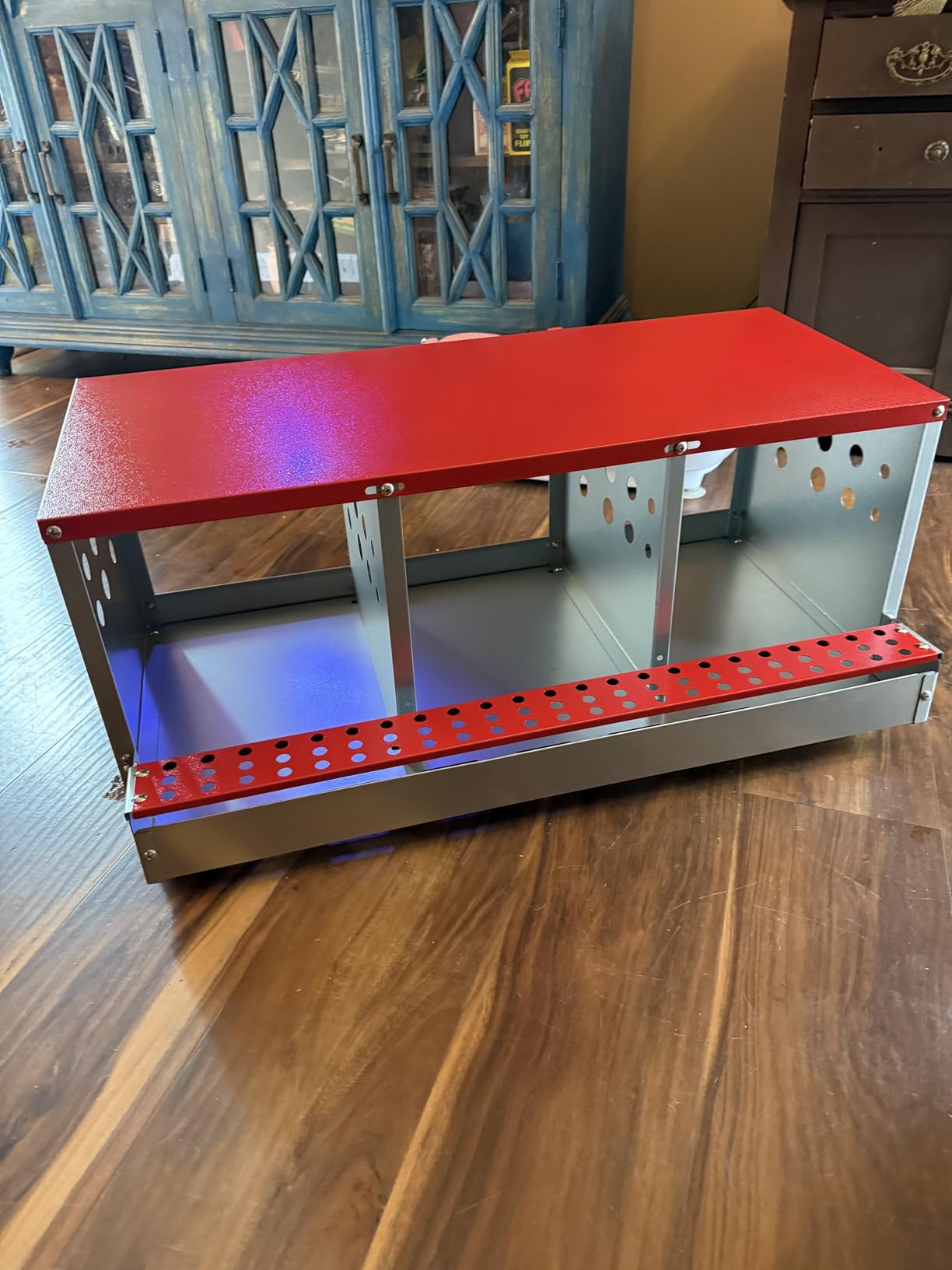 6-Compartment Roll Away Chicken Nesting Box for Hens, 32.6 Inch customer photo 1