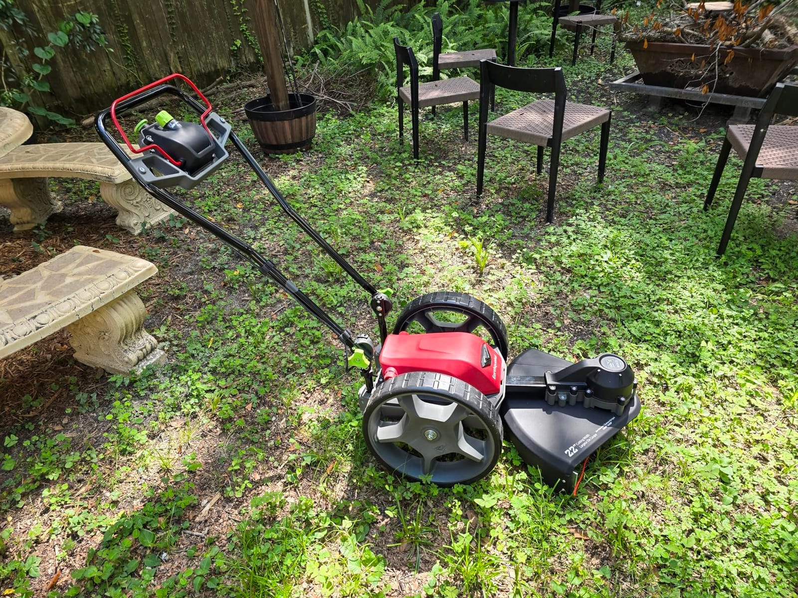 Earthquake 60V Walk Behind String Mower, Includes Two 4Ah Batteries, 22” Cutting Diameter, Three Cutting Speed Dial, 14” Never-Go-Flat Wheels, Easy Assembly, Adjustable Handlebar, Model #44965 customer photo 2