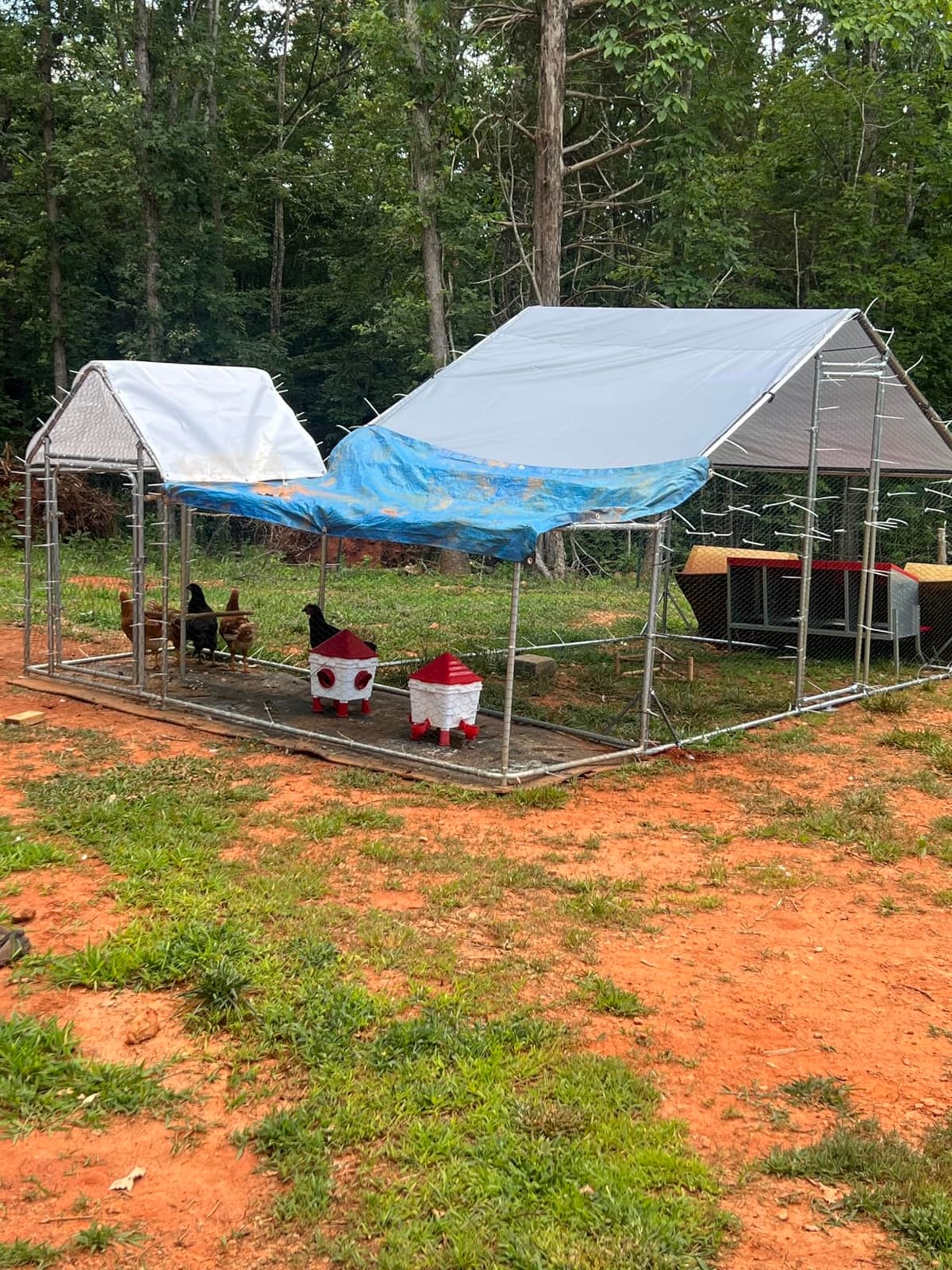 PawHut Large Chicken Coop w/Waterproof Anti-UV Cover 33' x 10' x 6.4' customer photo 1