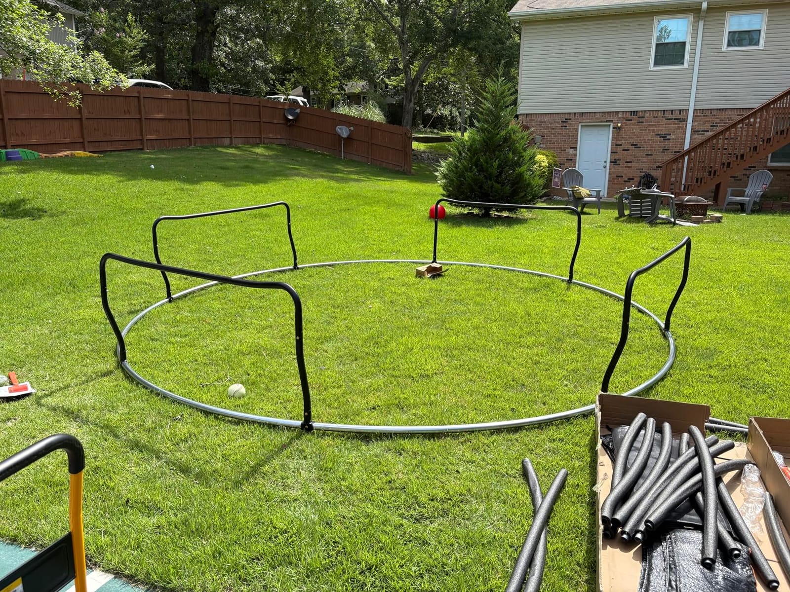 YUMPIE 8FT 10FT 12FT 14FT 16FT Quick-Connect Outdoor Trampoline with Ladder customer photo 1
