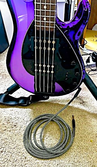 Pro Series Guitar Cable 10 ft, Gold-Plated Neutrik REAN Connector, 18 AWG 99.99% OFC, Nylon Braided Straight to Right Angle 1/4 Inch Instrument Cable customer photo 1