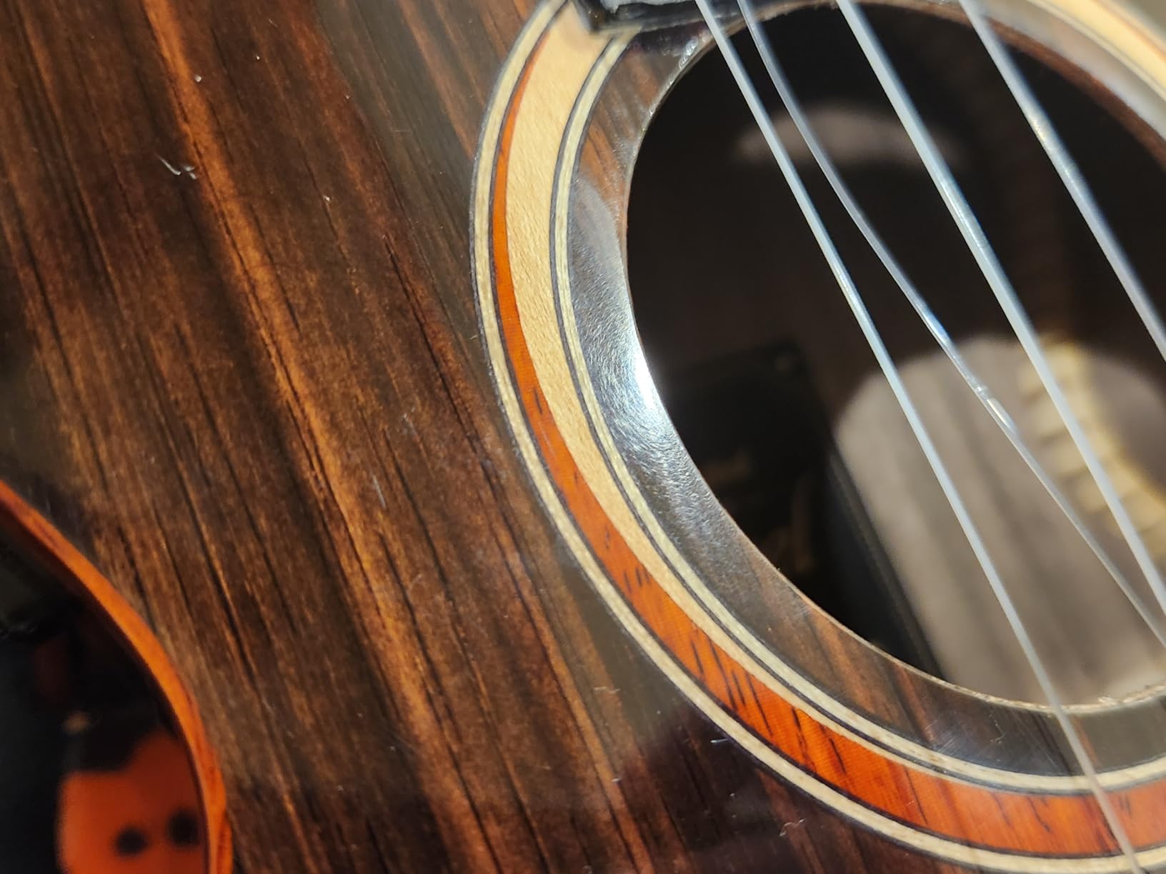 Caramel TEM45 26 Inch Tenor Acoustic-Electric Solid Okoume Top Ukulele | Pumpkin Style Design, Built-In EQ, Acoustic-Electric Performance, Handmade Craftsmanship, Rich Natural Tone customer photo 2