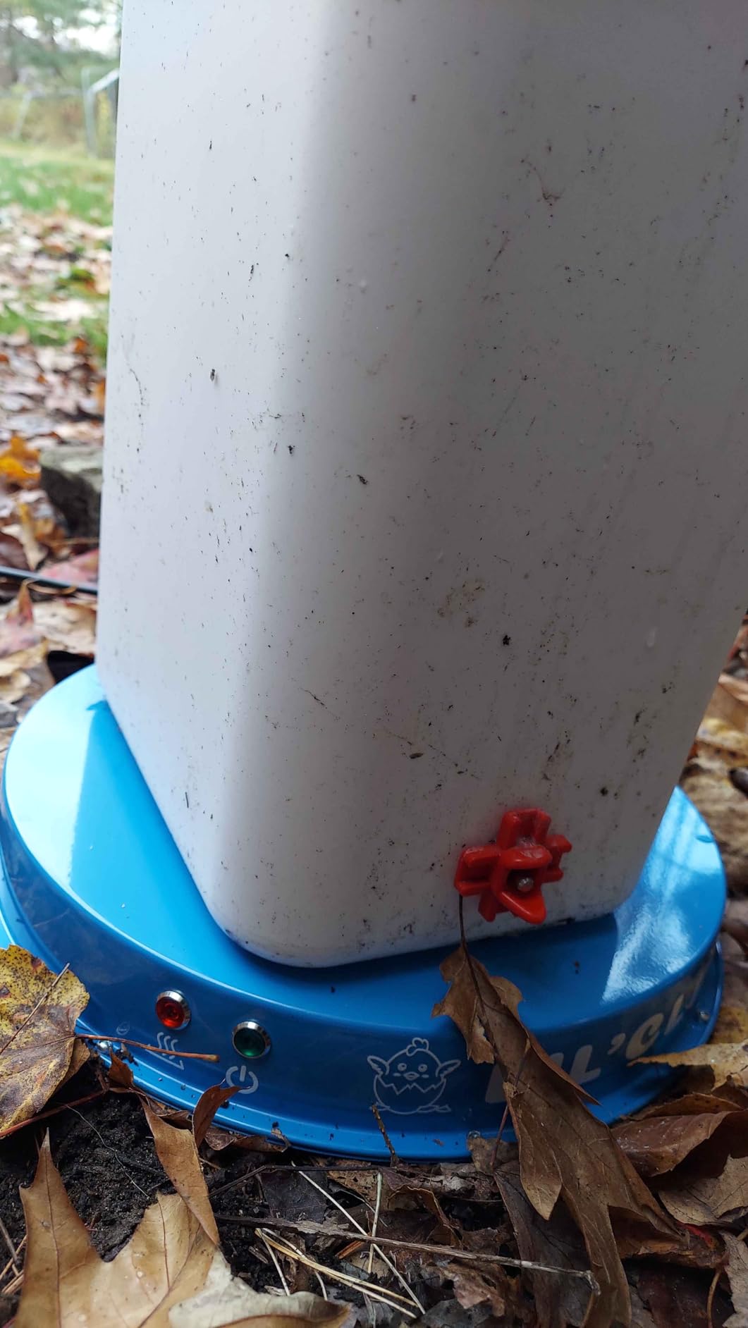 Lil'Clucker Heated Base for Chicken Waterer – Automatic Metal Freeze Proof Heated Chicken Waterer with Heater & LED – Poultry Heated Waterer for Winter (Blue, 11 Inch) customer photo 1