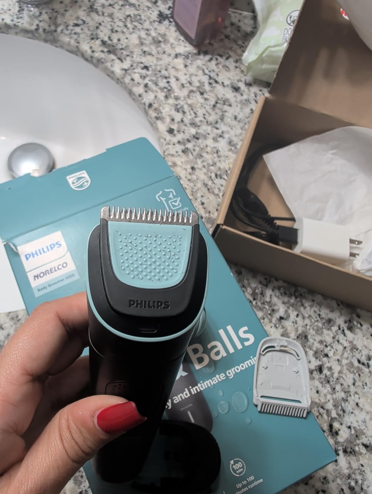 Philips Norelco All-in-One 3000 13-in-1 Trimmer, Face & Hair, Comfort Tips customer photo 2