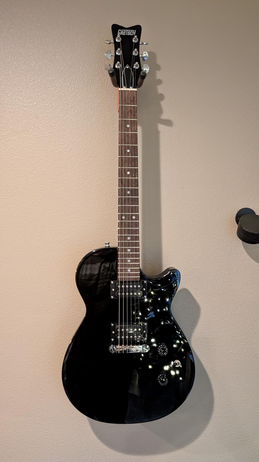 Gretsch Ignite Jet Club Electric Guitar, Laurel Fingerboard, Duo-Tone Burst customer photo 1