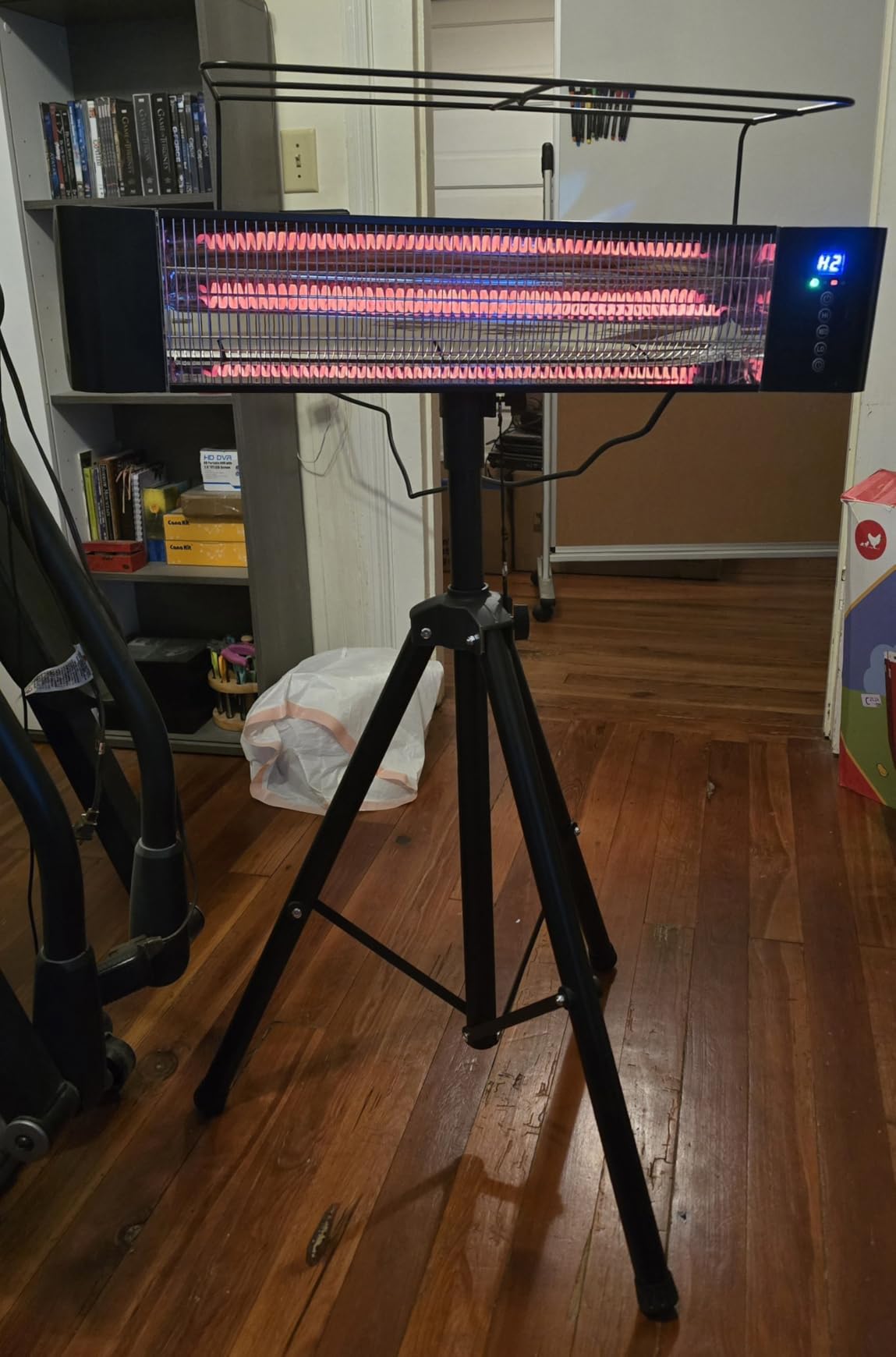 Infrared Patio Heater 1500W Outdoor Heaters RealSmart Electric Space Heater 3 Heating Modes Outdoor/Indoor Use Heater Wall-Mounted Tripod 12H Timer IP65 for Backyard Garage Greenhouse customer photo 1
