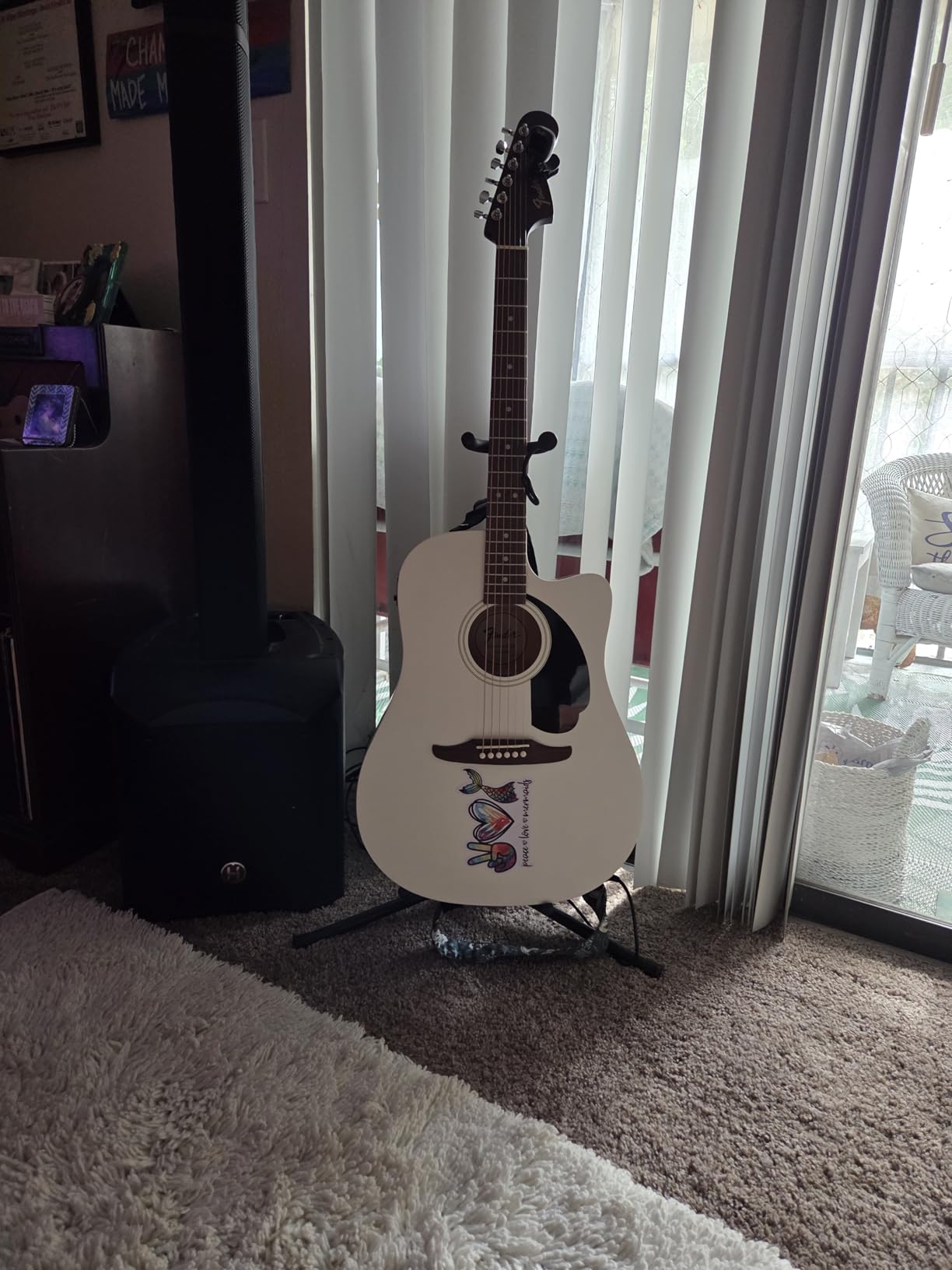 Fender California Redondo CE Acoustic-Electric Guitar - Natural Bundle with Gig Bag, Strap, Strings, Picks customer photo 2